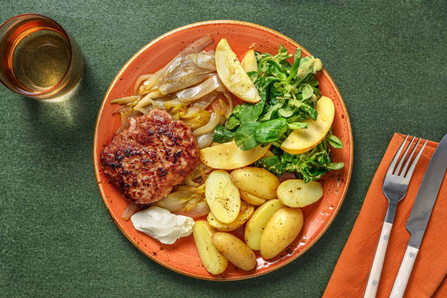 Burger aux 3 poivres, chicon caramélisé et grenailles