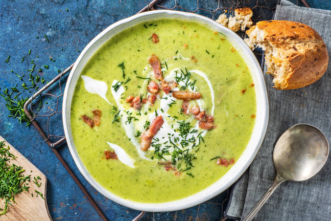 Soupe de printemps à l’aneth