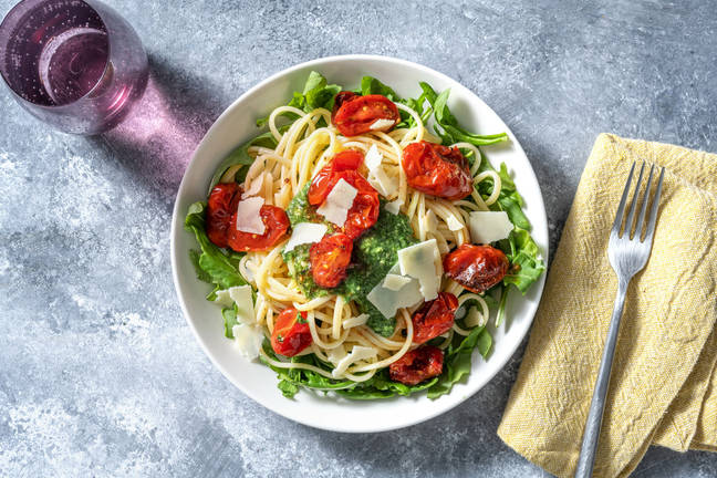 Pasta met zelfgemaakte spinaziepesto