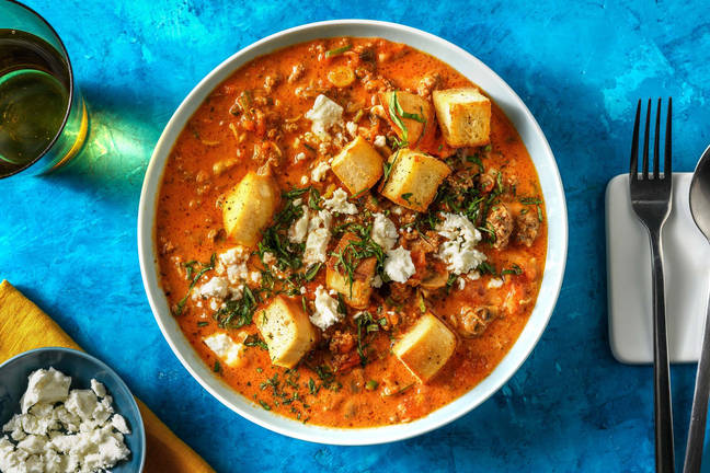 Pizza-Suppe mit Hackfleisch und Champignons