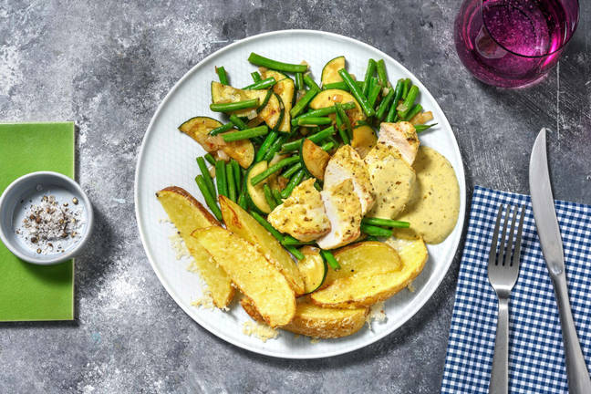 Kipfilet met pestoroomsaus en aardappelpartjes