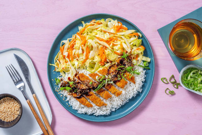 Knoflook-gemberrijst met vegetarische schnitzelreepjes