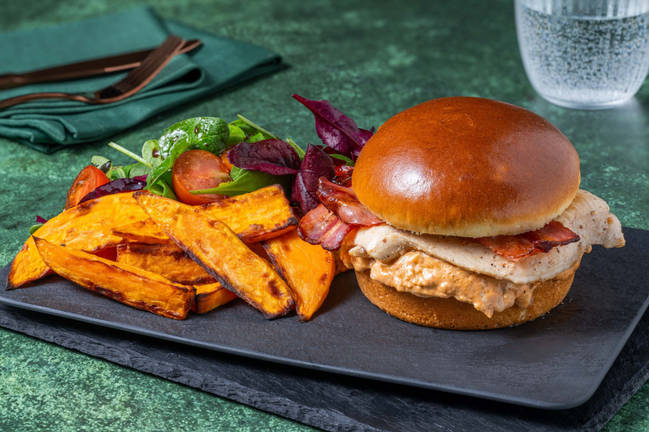 Sandwichs au poulet et au bacon suprêmes