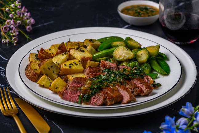 Pan-Seared Striploin Steak with Onion-Thyme Gravy