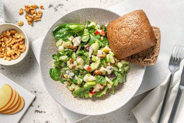 Waldorfsalade met blauwe kaas en walnoot