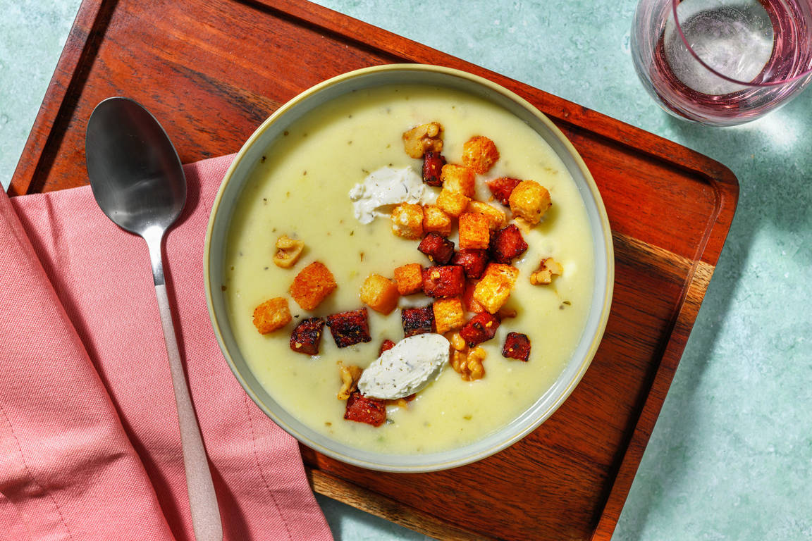 Soupe onctueuse de poireaux & chorizo grillé