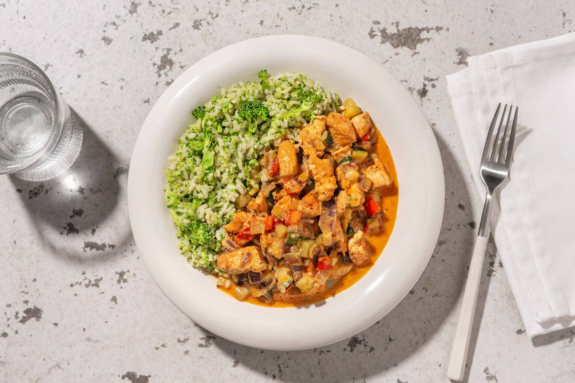 Mijoté de poulet en sauce au lait de coco épicée 