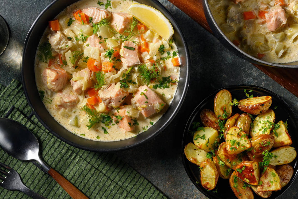 Cassolette de poisson avec saumon et vin blanc