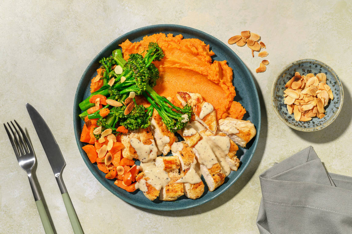 Golden Chicken & Creamy Pepper Sauce