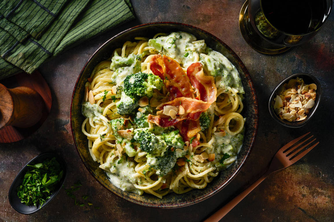 Frische Linguine in Blauschimmelkäsesoße 