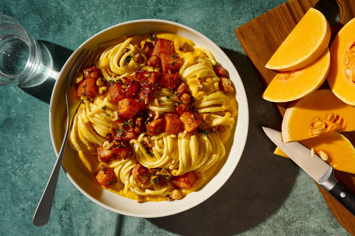 Butternusskürbis und Guanciale in Carbonara