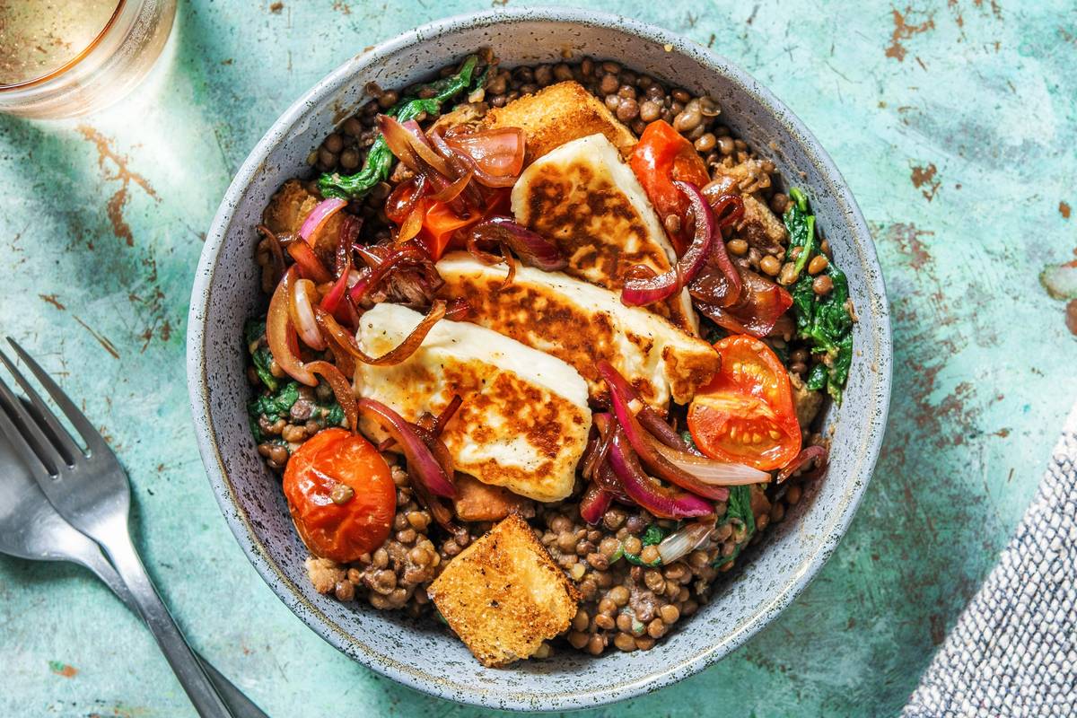 How to make a halloumi salad?