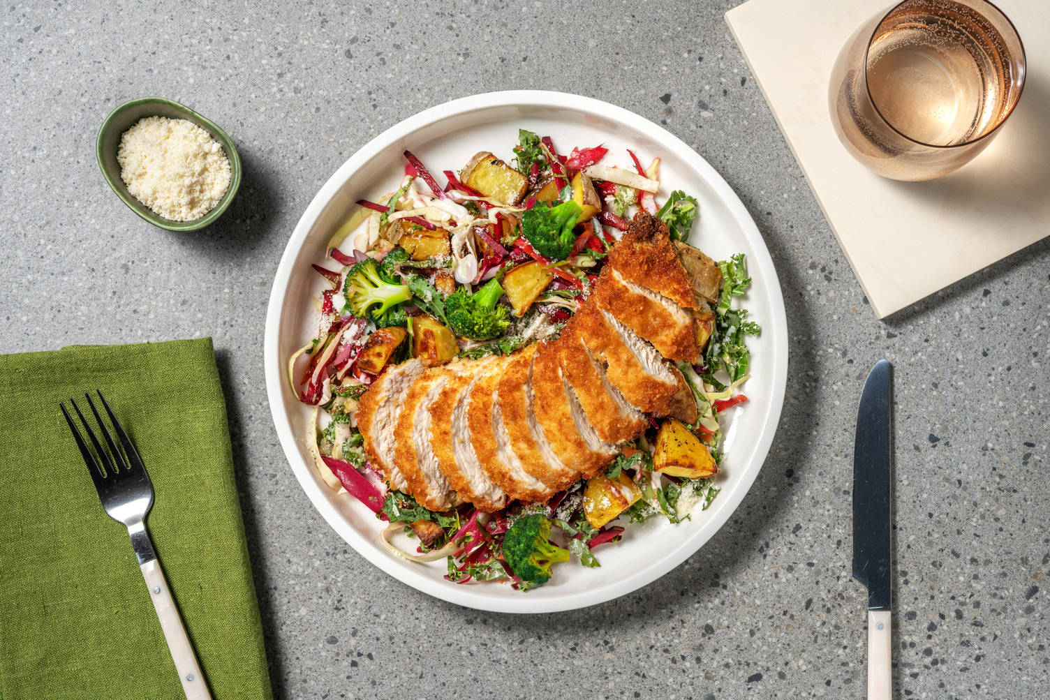 Caesarinspirerad kycklingsallad med bacon