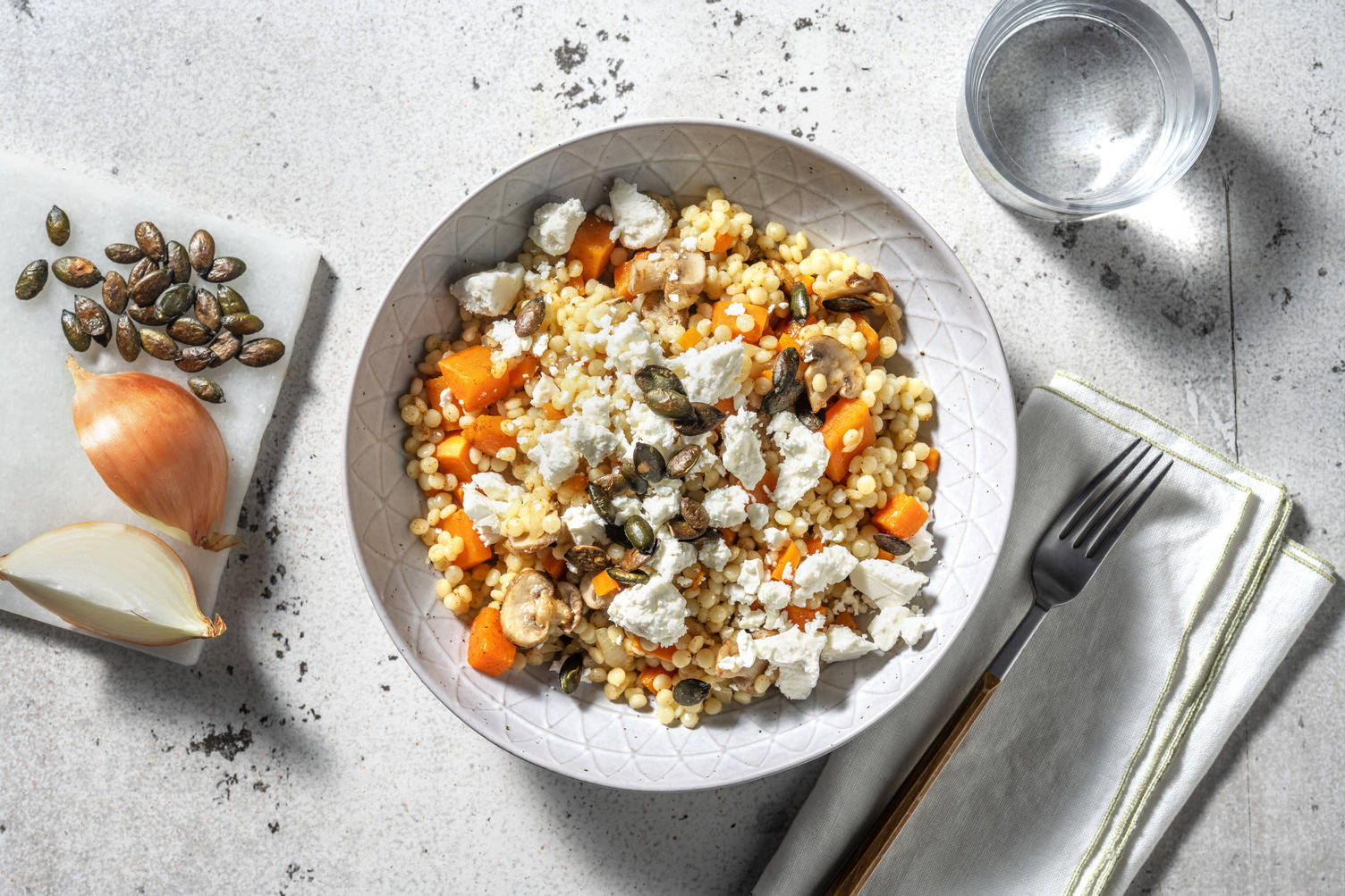 Parelcouscous met witte kaas