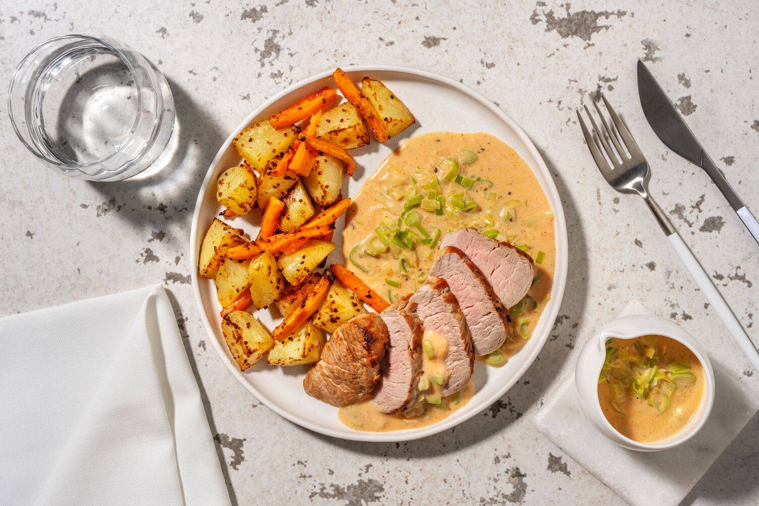 Schweinefilet mit süßem Senf-Gemüse