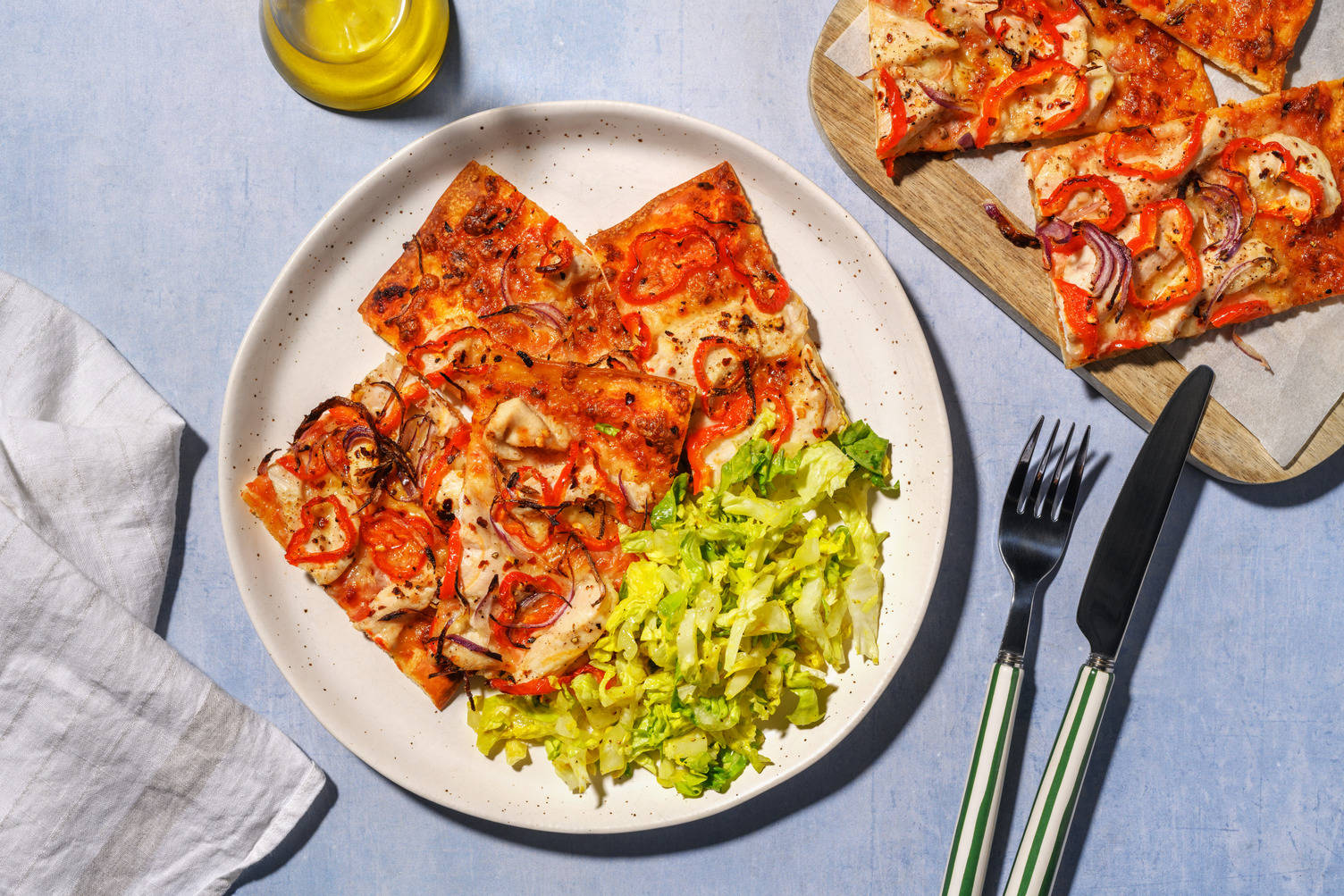 Pizza Diavolo mit Hähnchen und Paprika