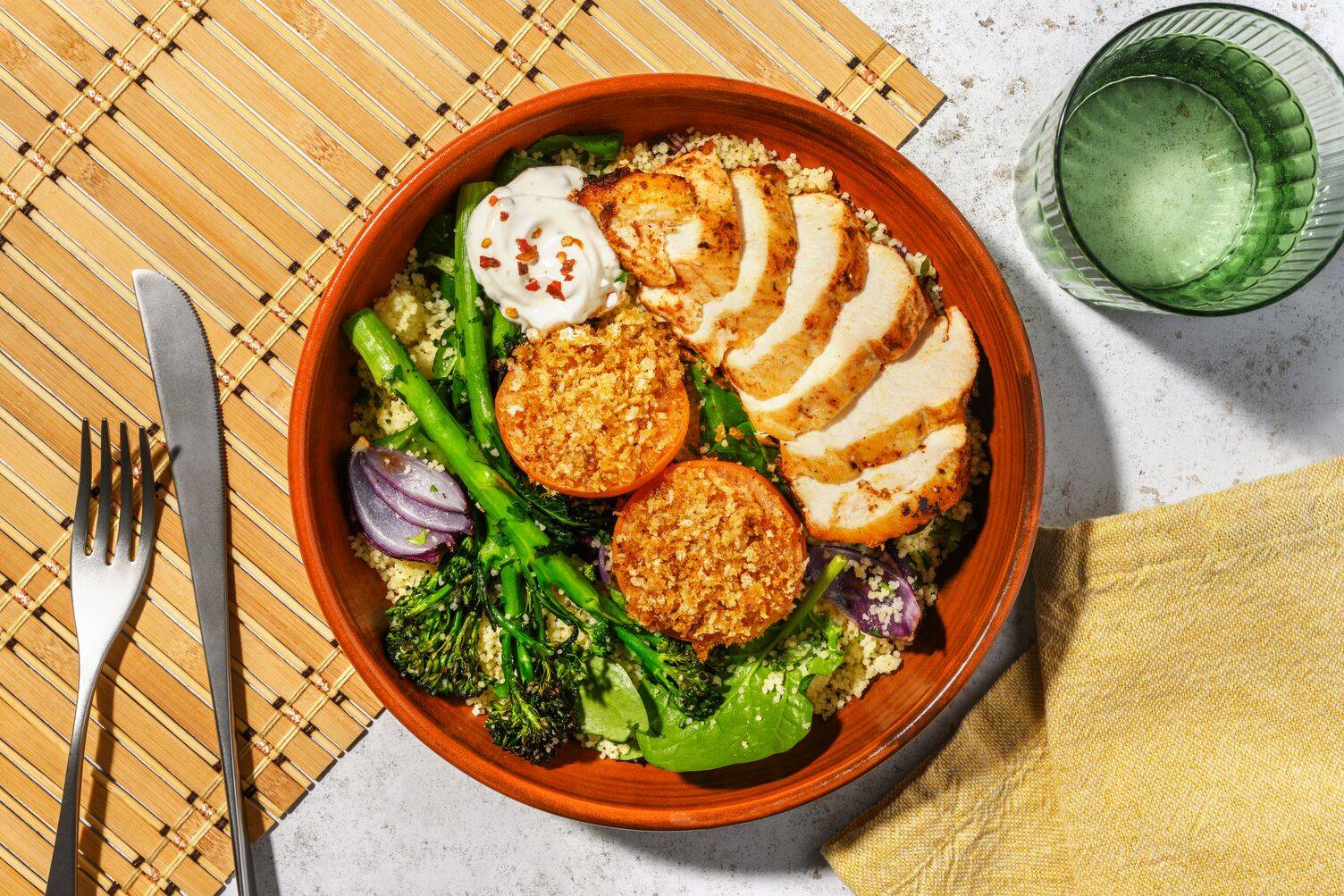 BBQ-kylling og gratinert tomat