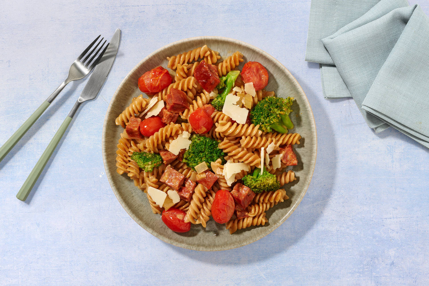 Volkoren fusilli met chorizo en broccoli