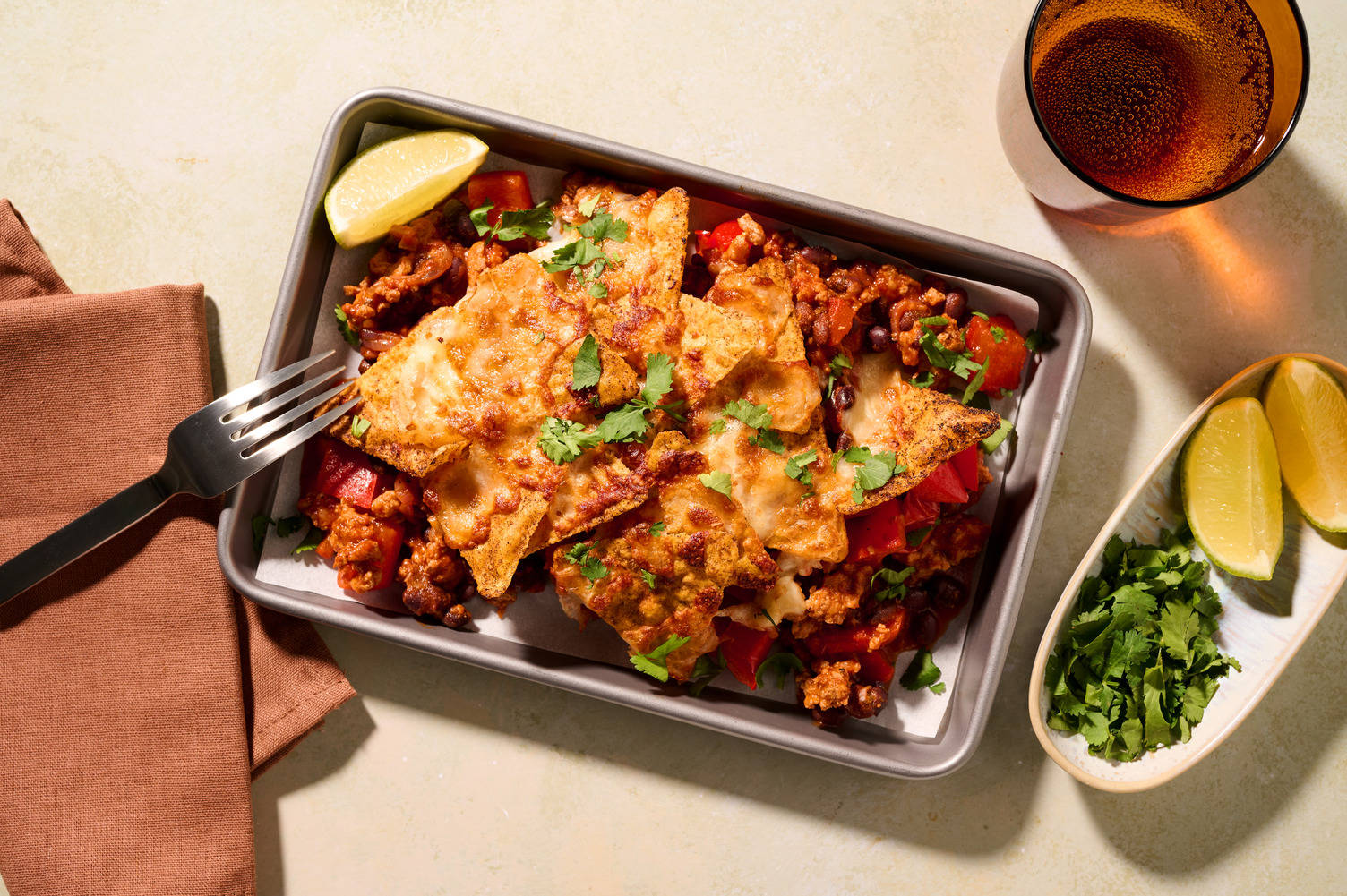 Nachoschotel met rundergehakt en cheddar