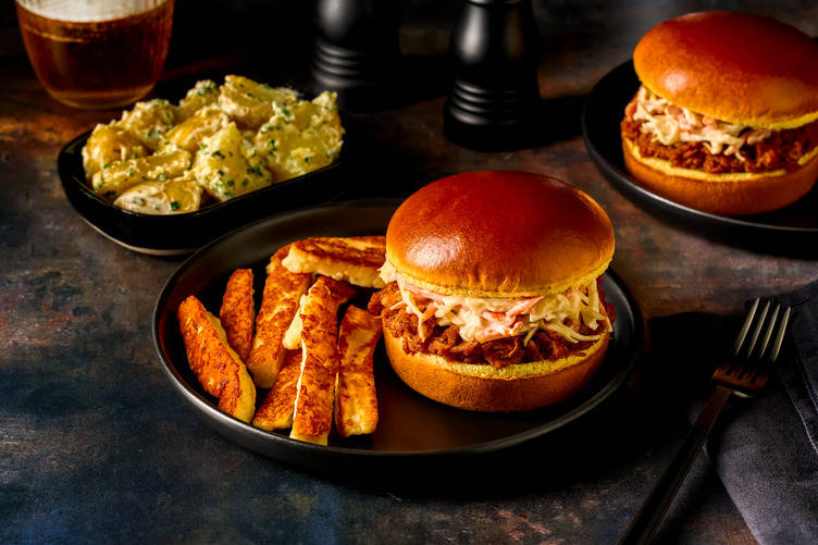 BBQ Pulled Pork Burger with Halloumi Fries