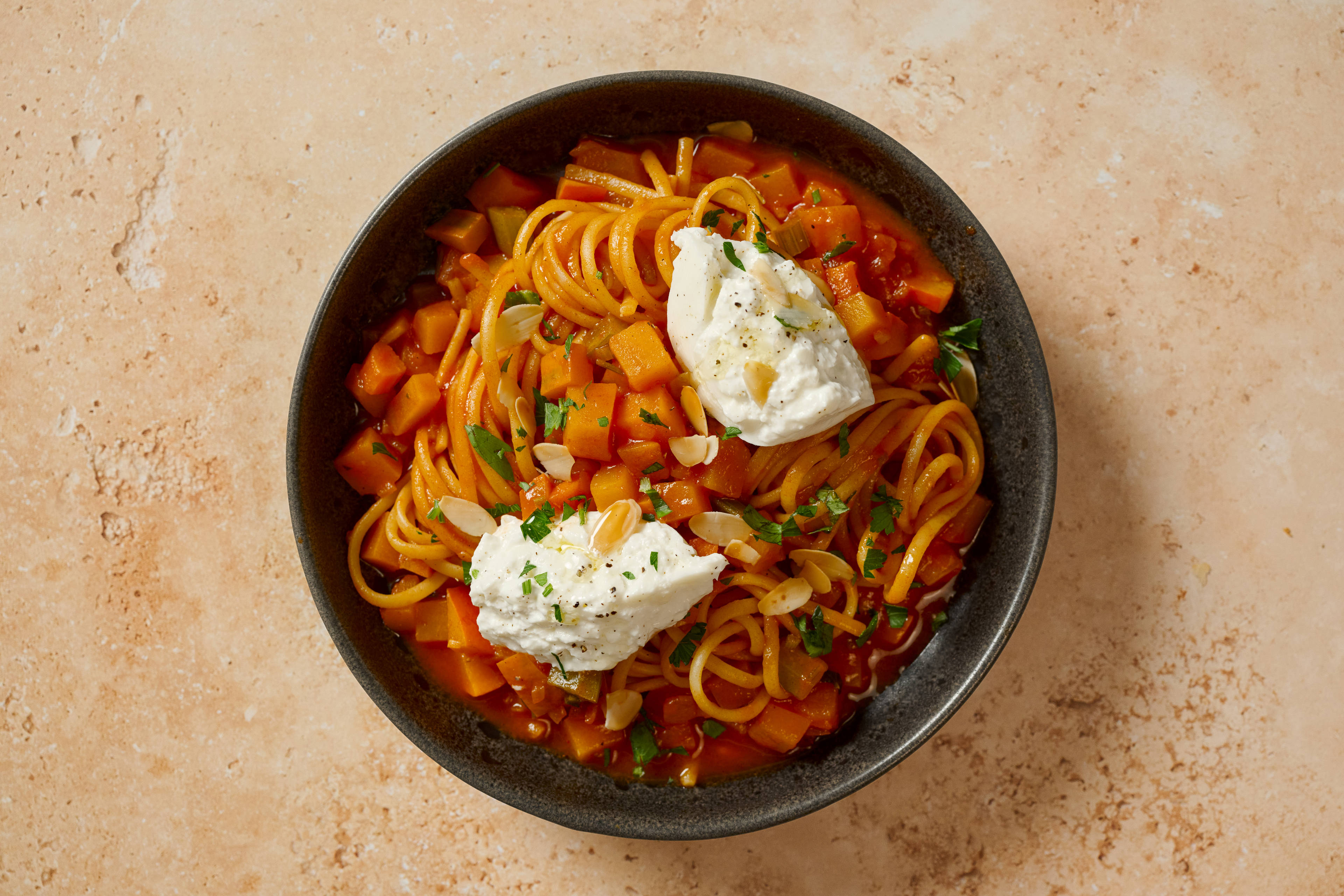 Linguine bolognaise de légumes de Cyril Lignac menu preference image