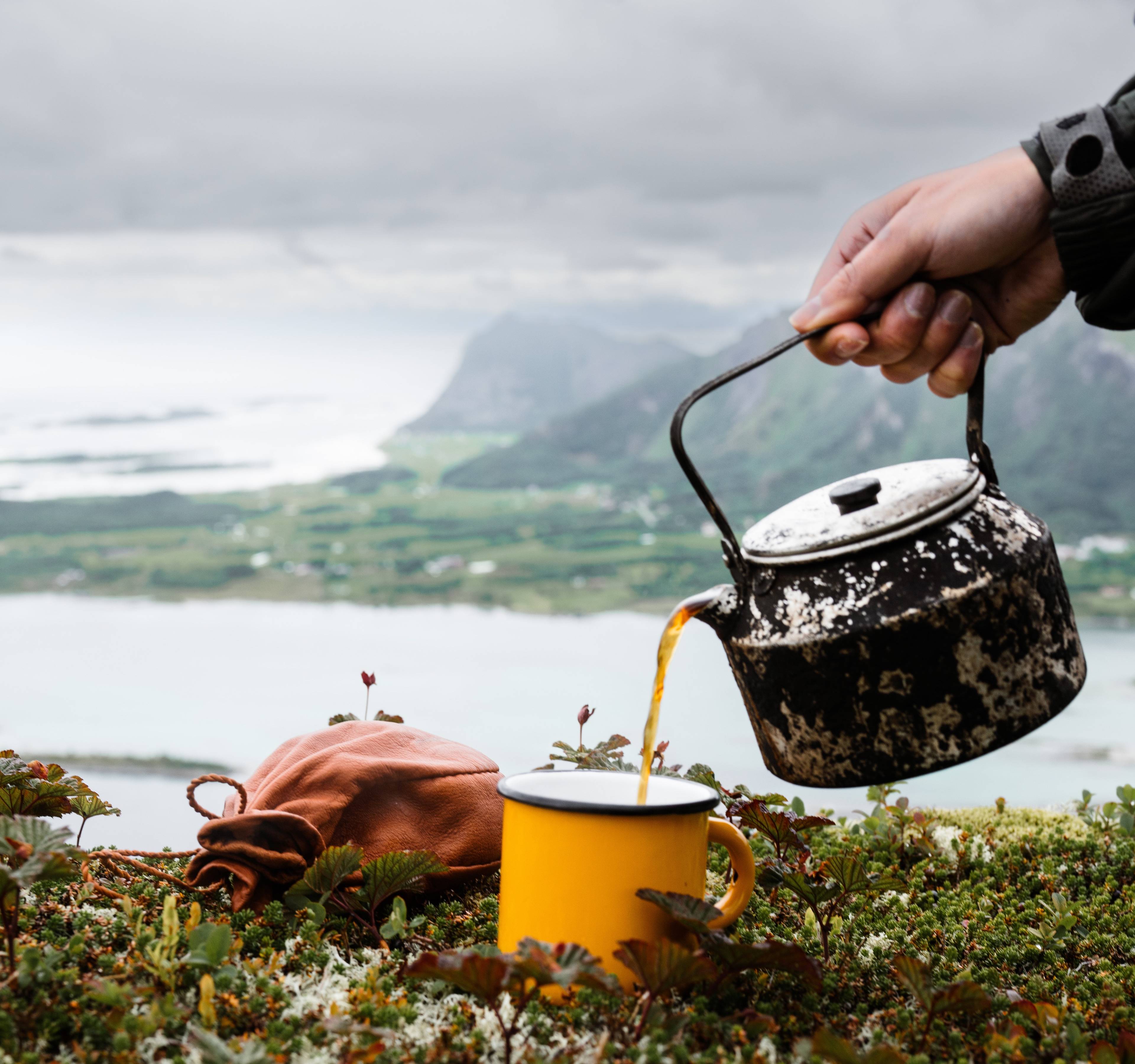 <h2>Alt smaker bedre på tur</h2>