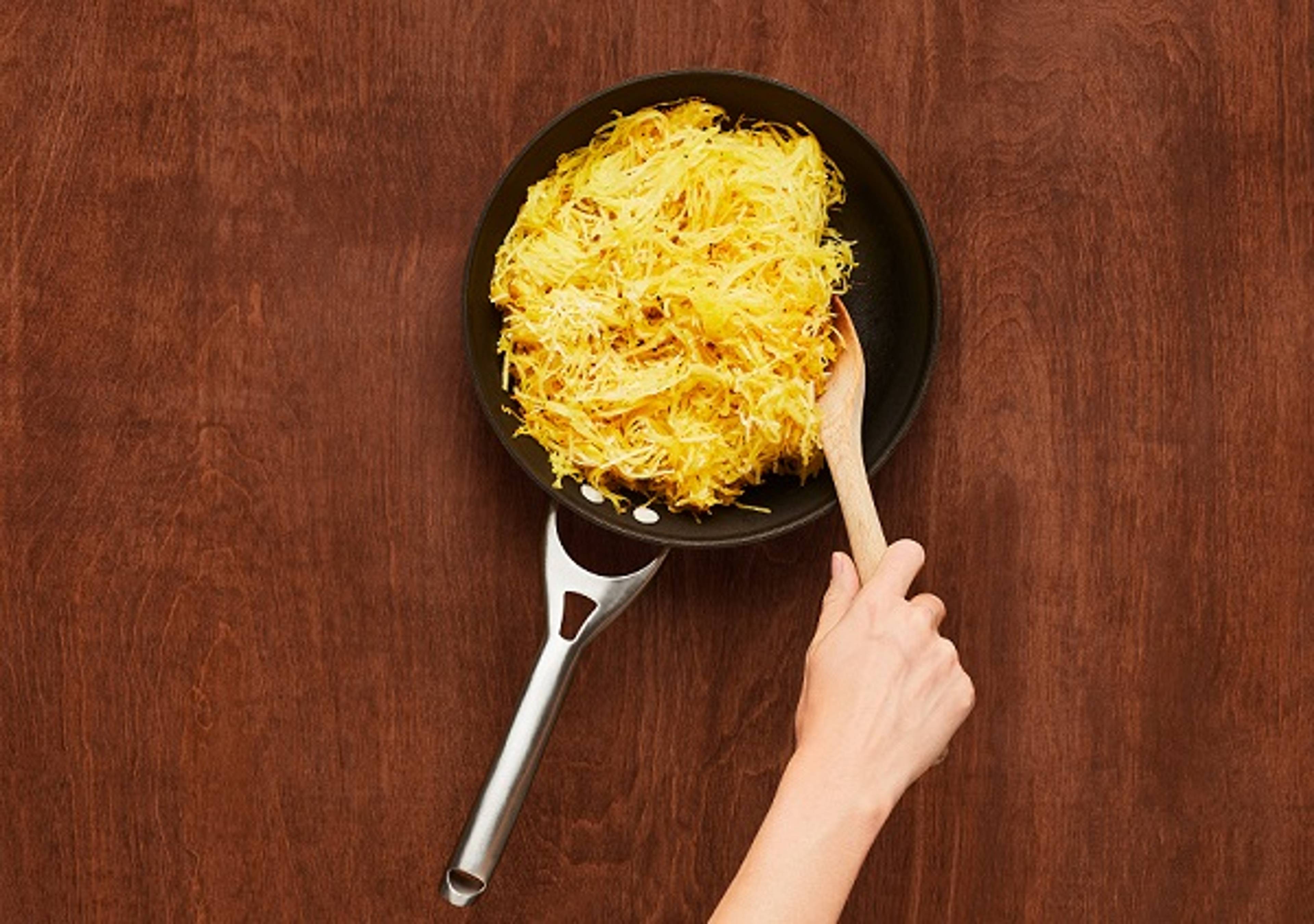 How to Cook Spaghetti Squash on the Stove