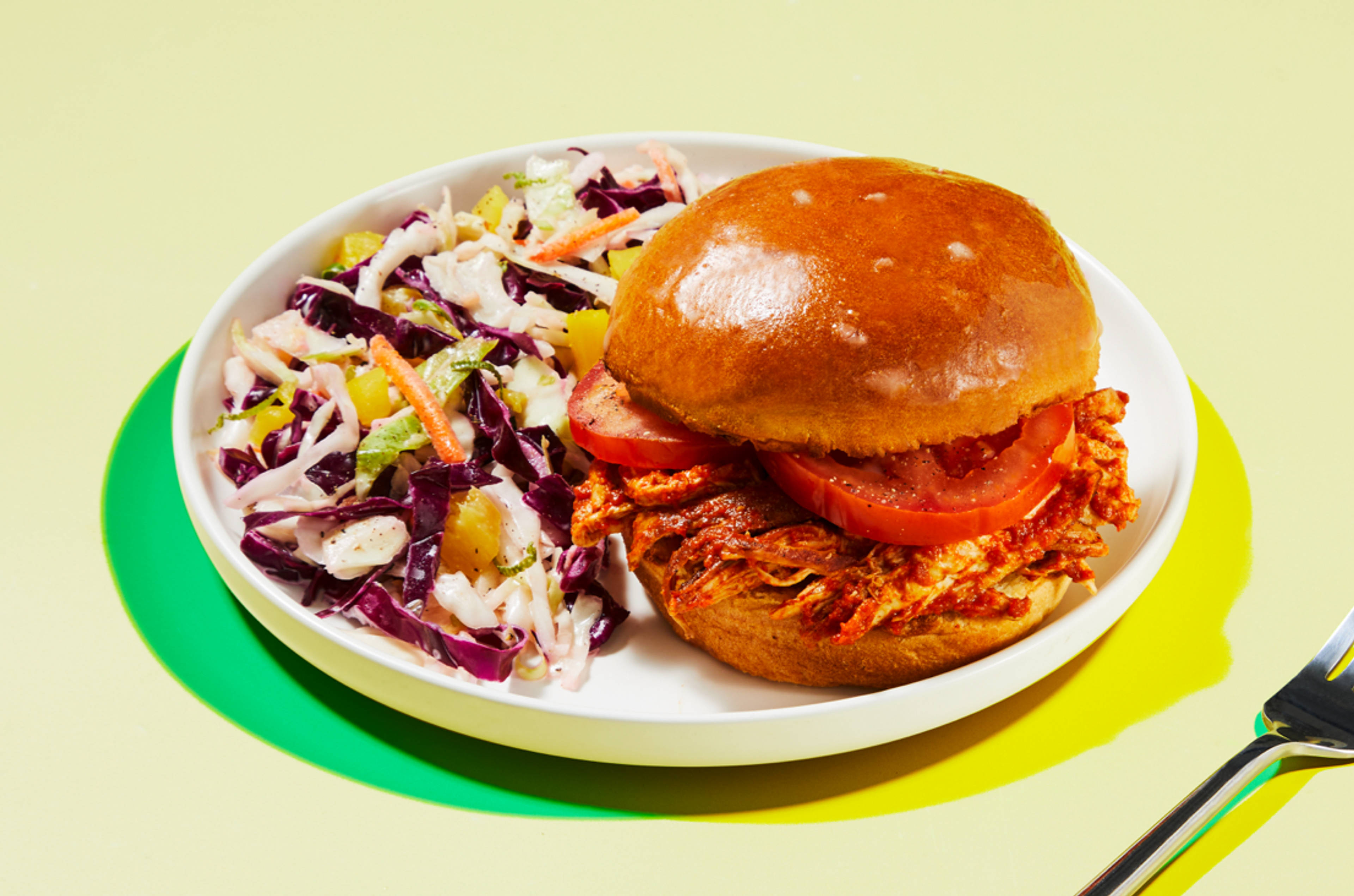 T-PAIN’S SPICY GARLIC  CHICKEN SANDWICHES