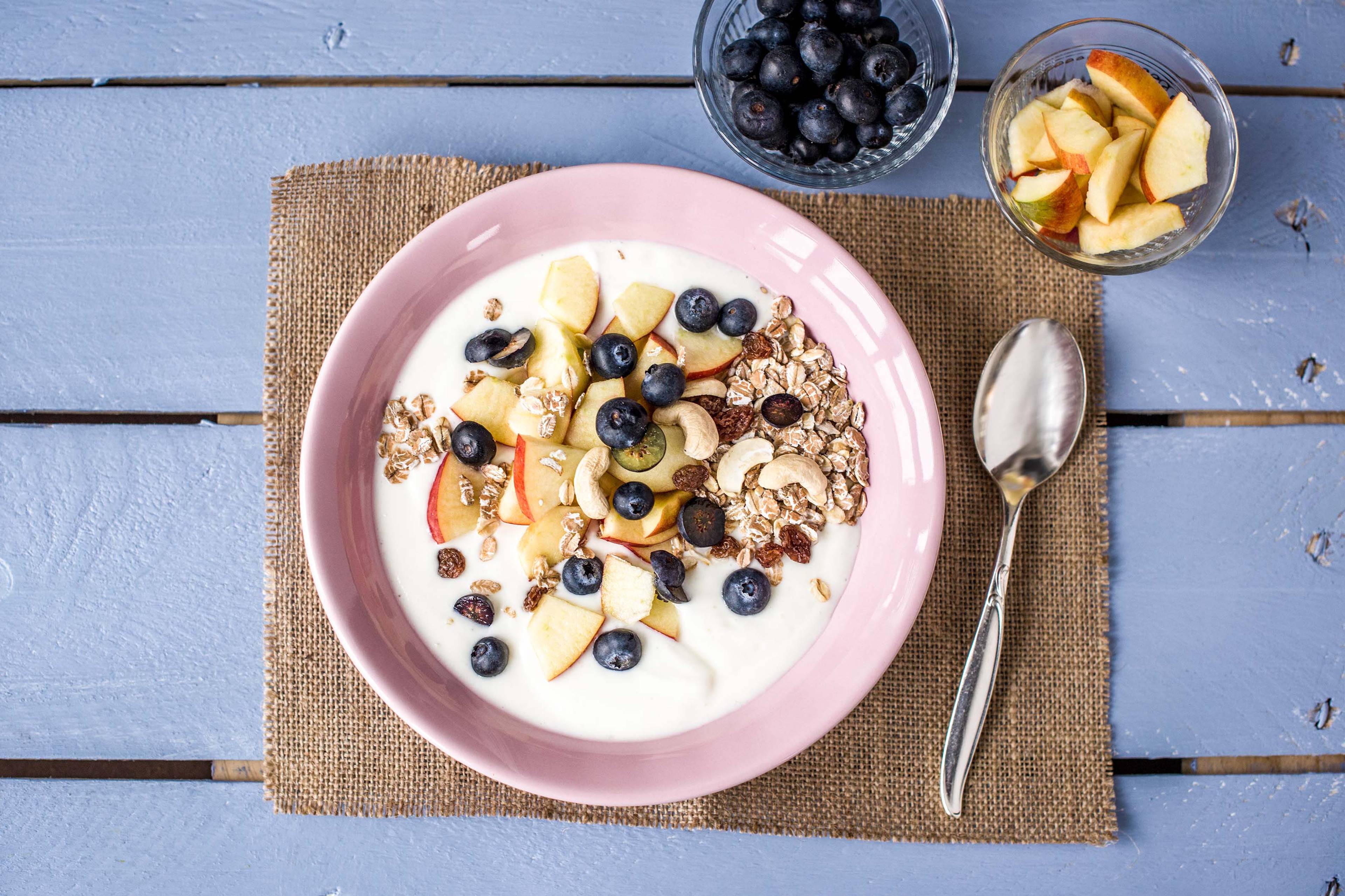 Volle yoghurt met appel