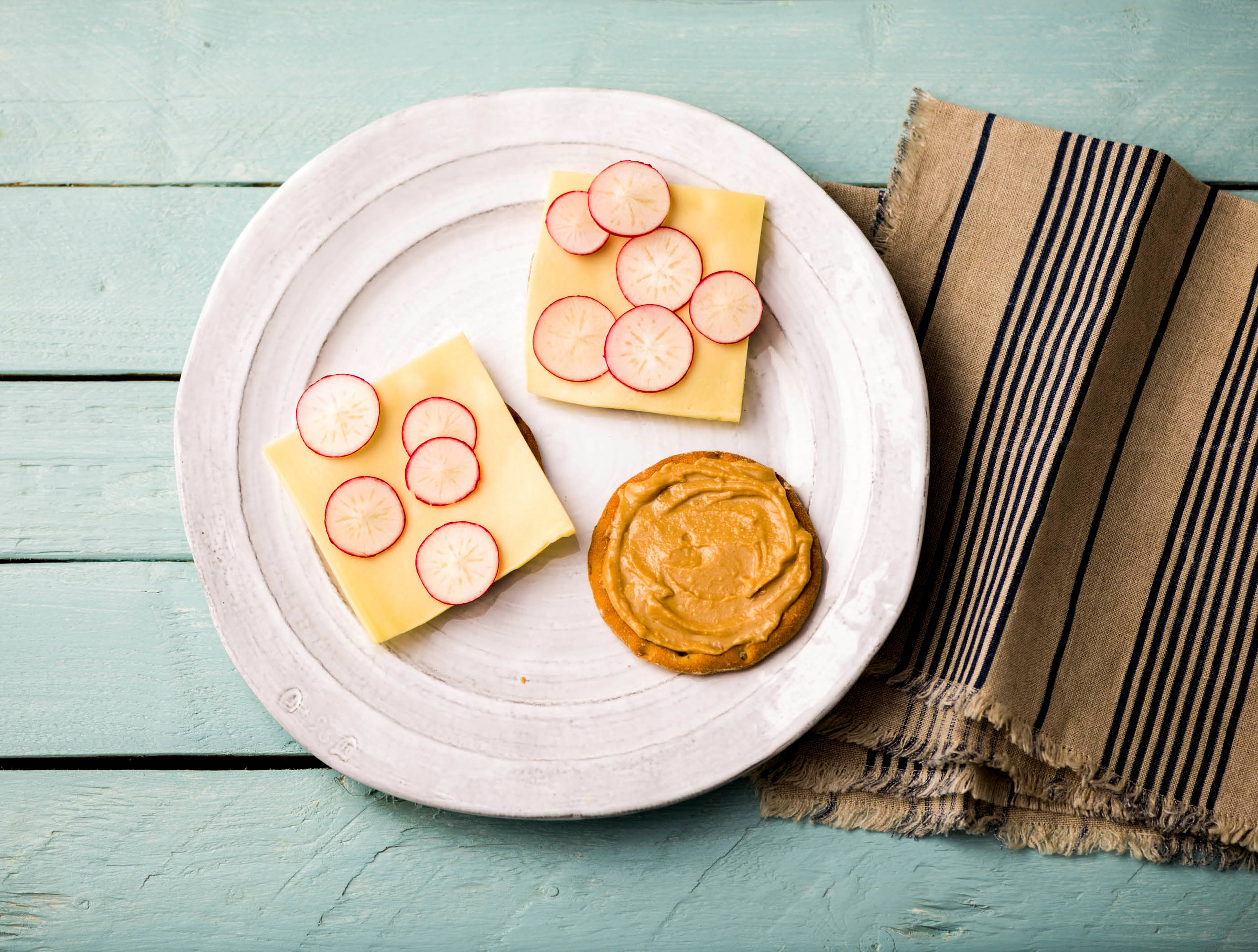 Sesamcrackers met jong belegen kaas