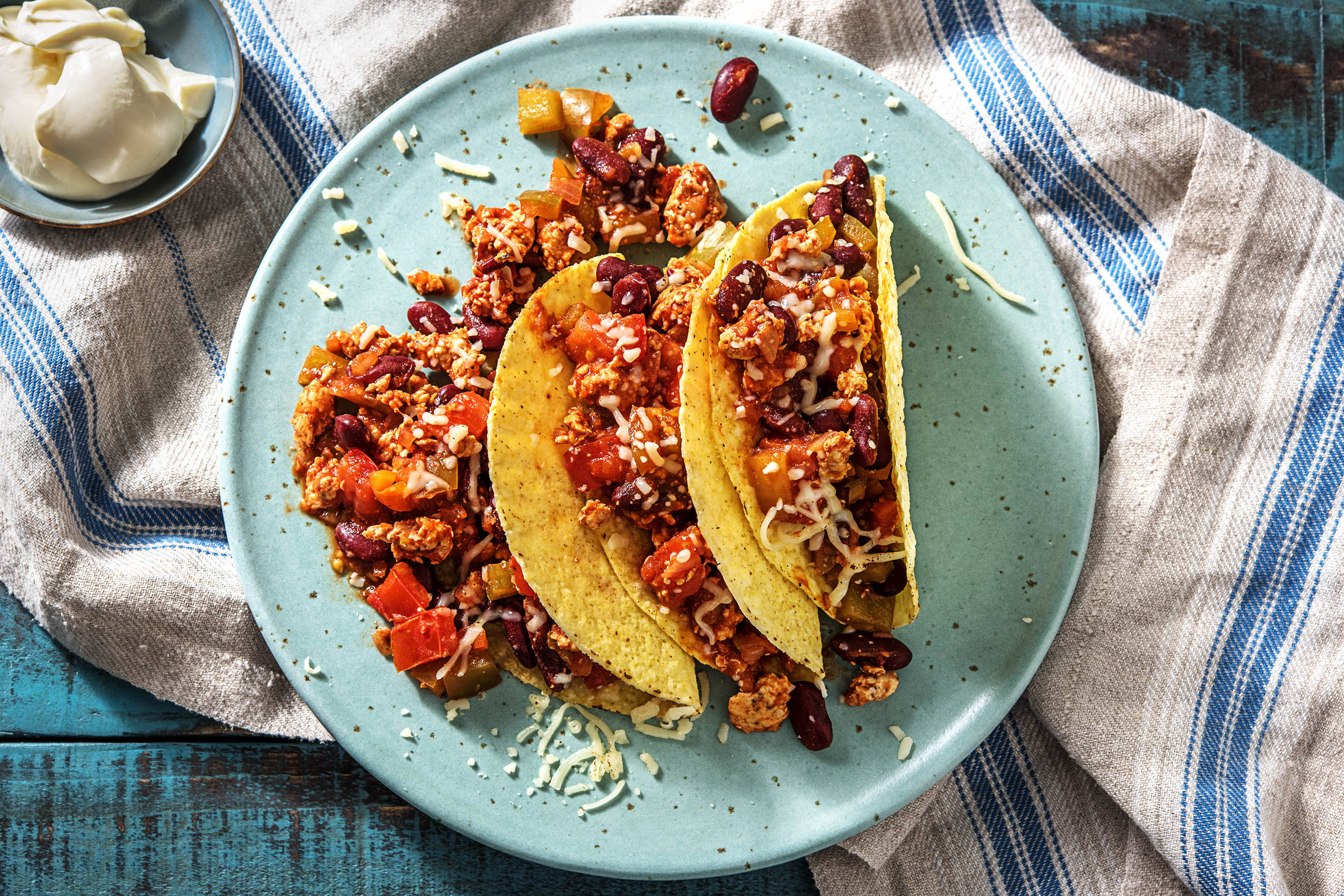 Tacos mexicains fourrés au poulet haché