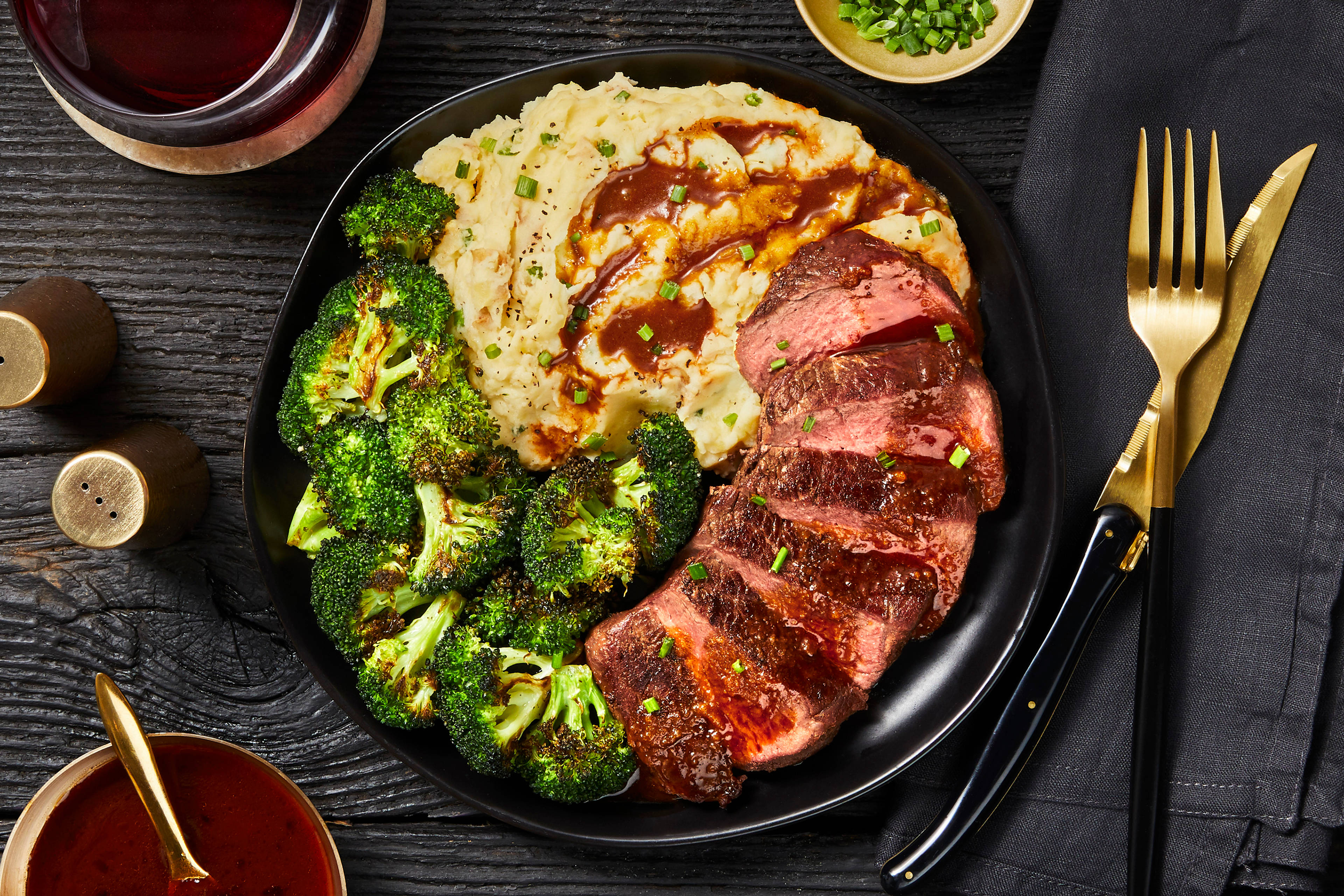 Steak & Roasted Garlic Pan Sauce