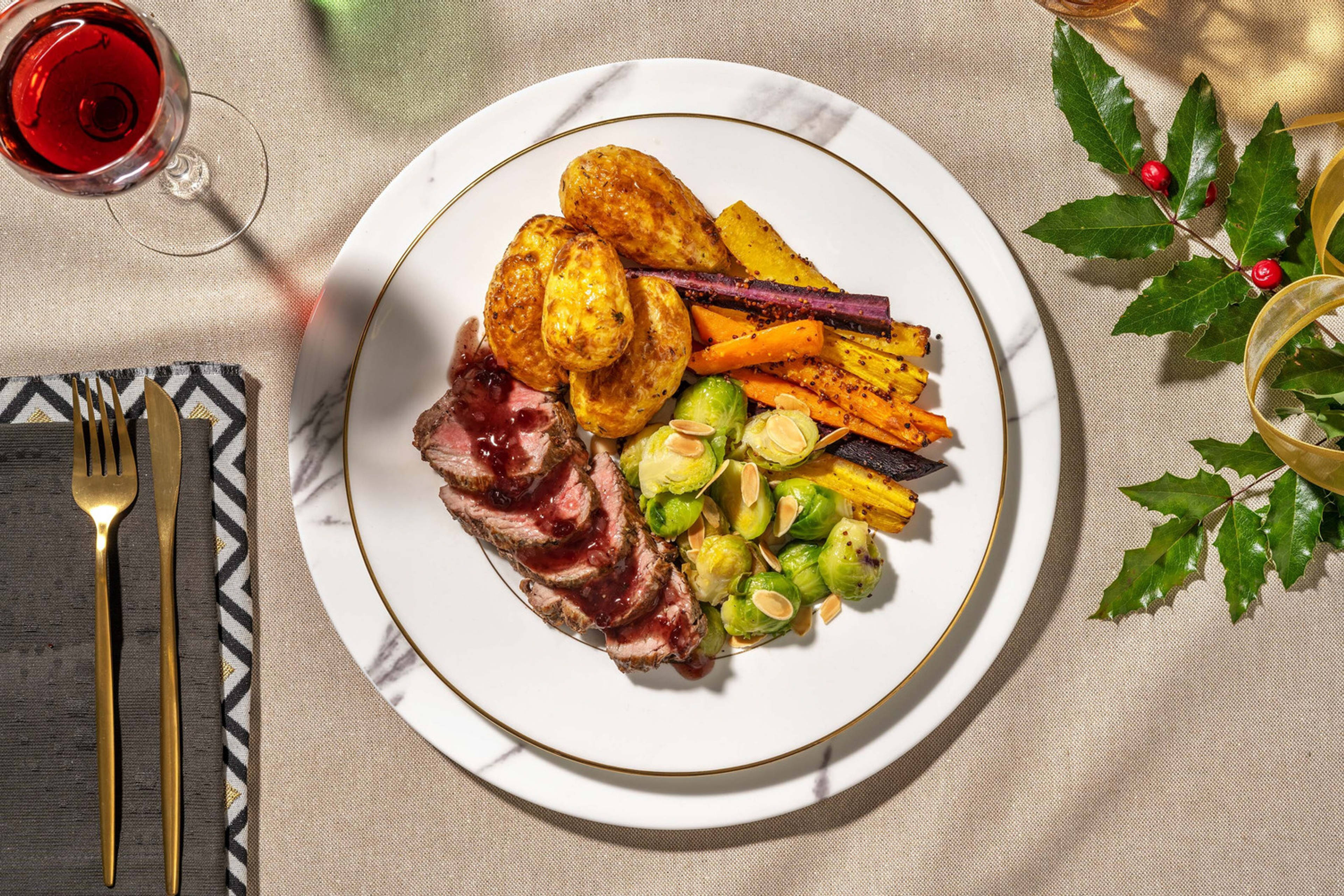 Weihnachtliches Rinderfilet mit Ofenkartoffeln