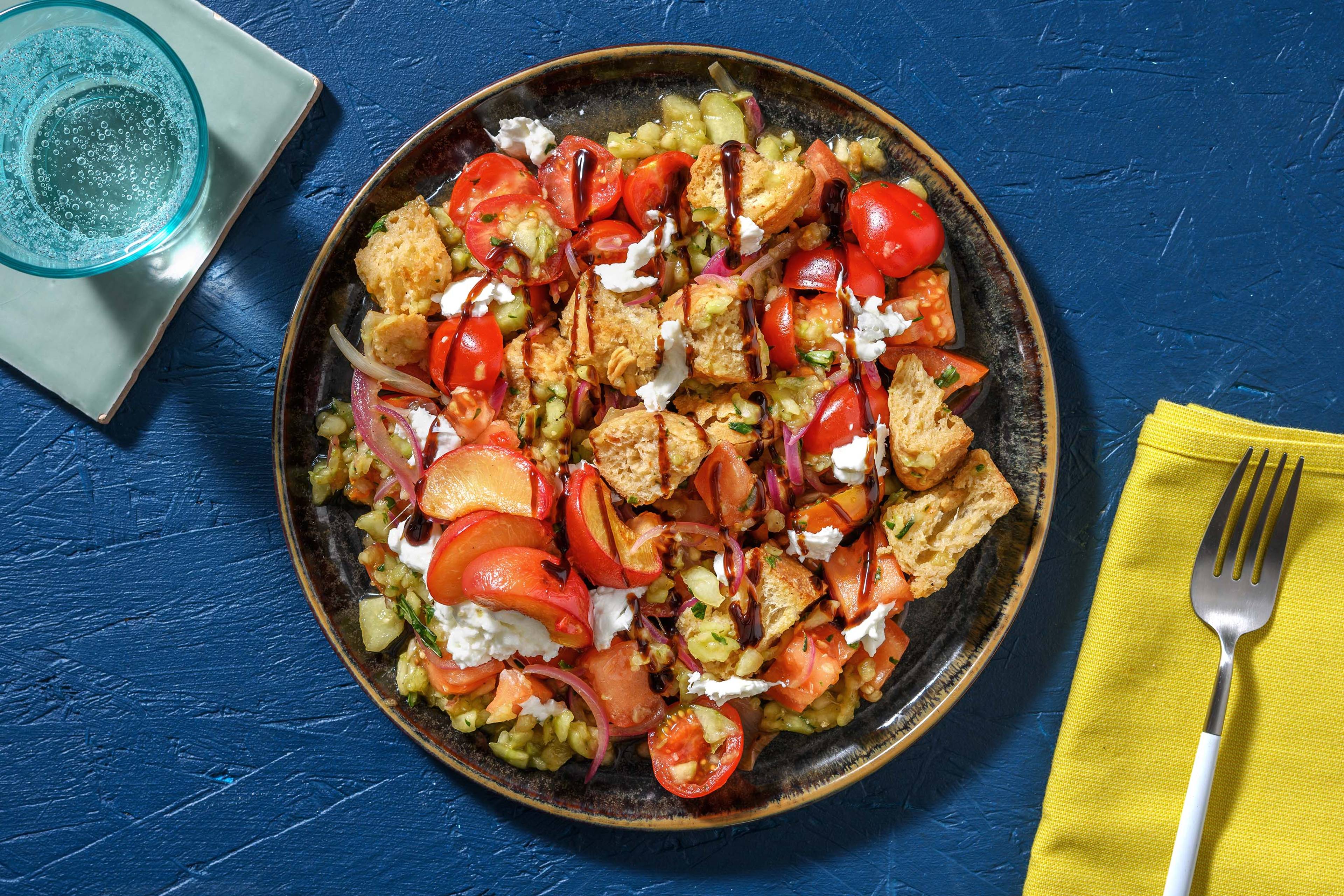 Panzanella! Brotsalat mit gebackener Nektarine