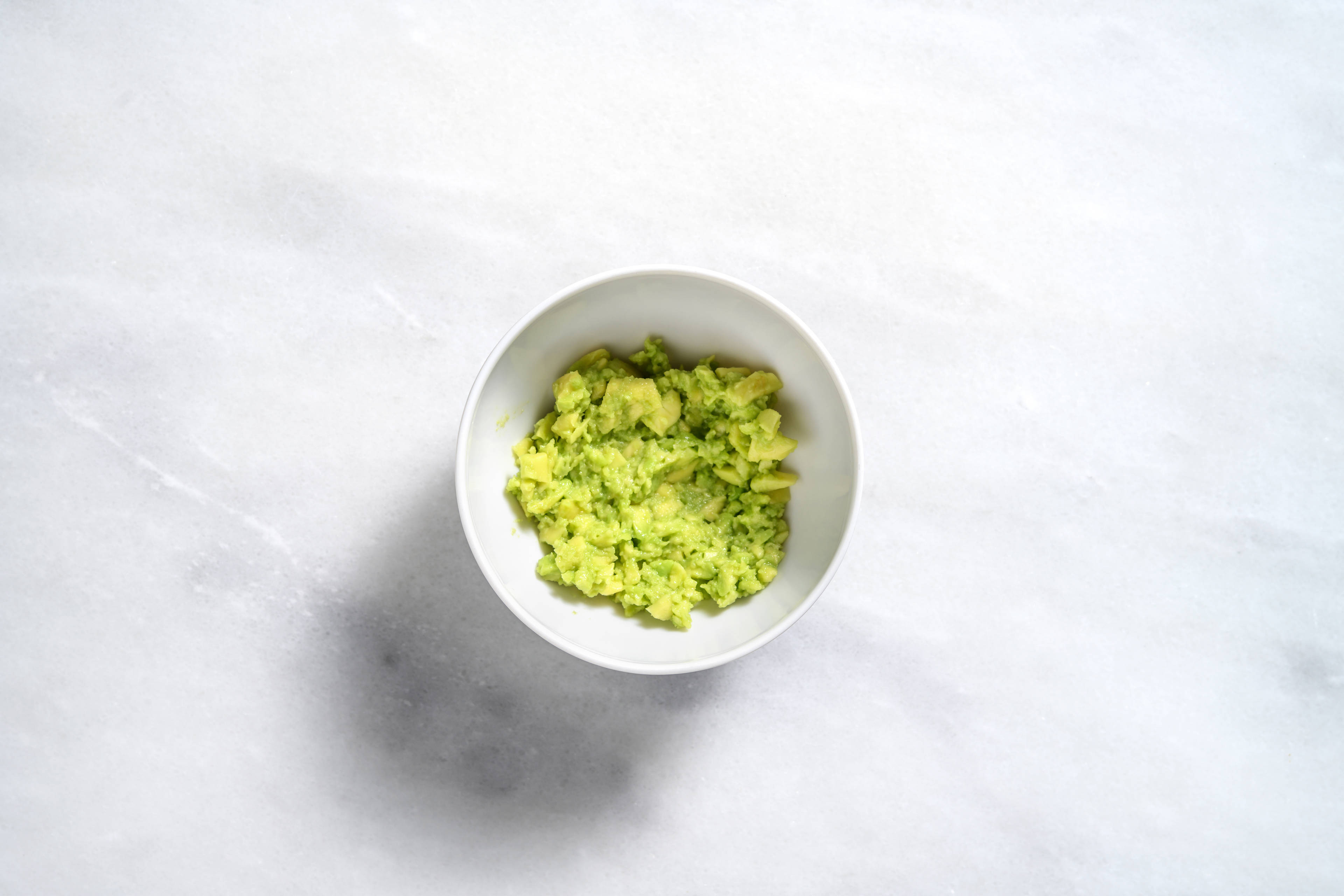 Avocado-pestodip als extra