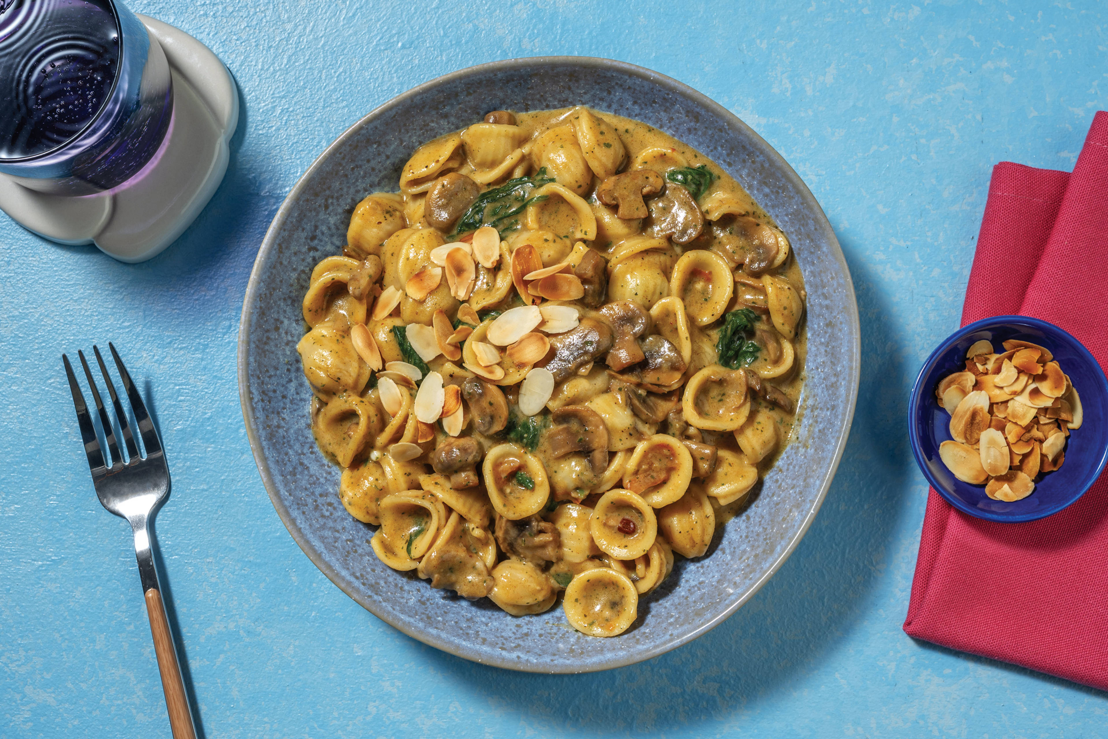 One-Pot Mediterranean Pesto Chicken & Mushroom Pasta