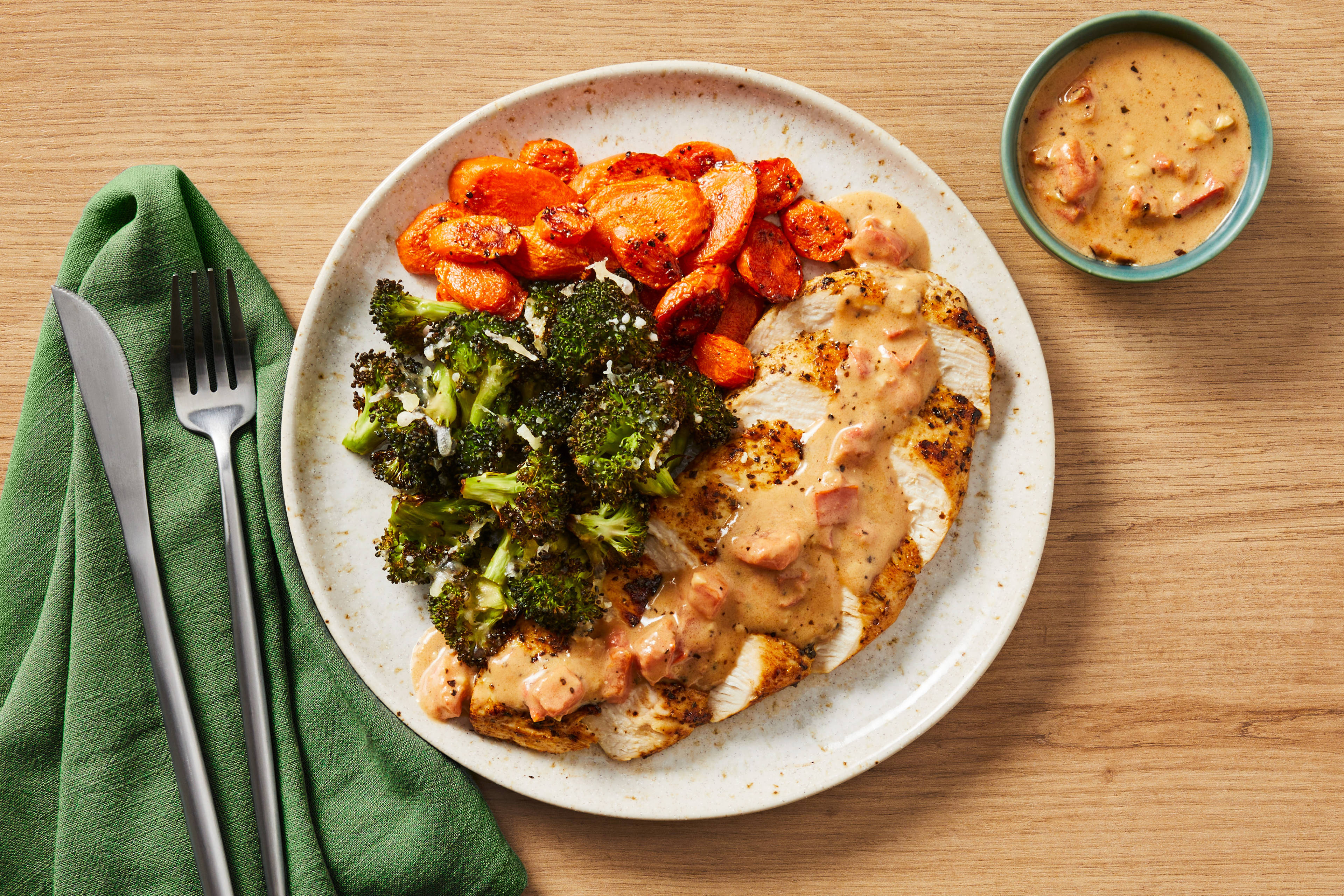 Tuscan-Spiced Salmon & Cheesy Broccoli