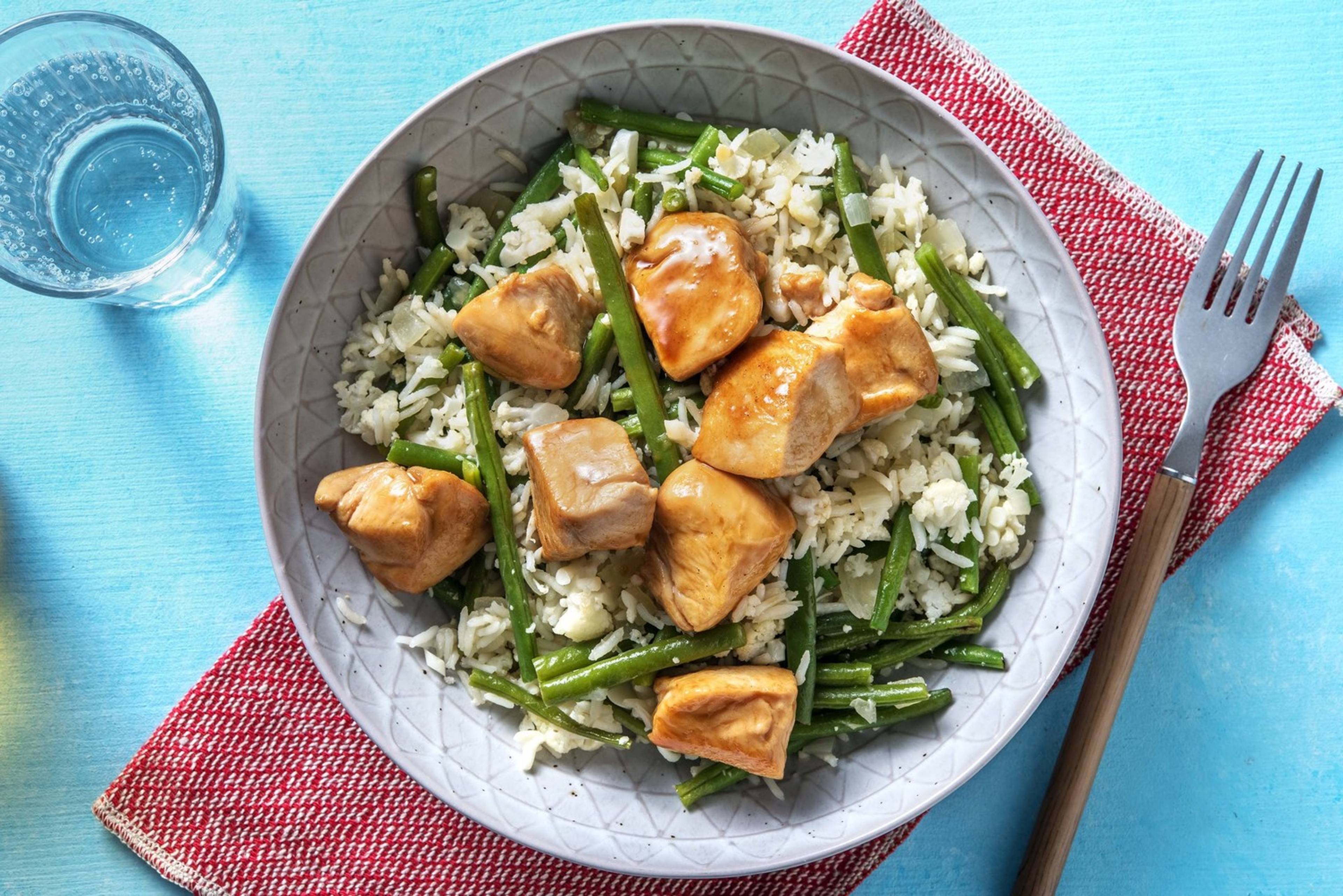 Poulet sauté au gomasio & riz de chou-fleur