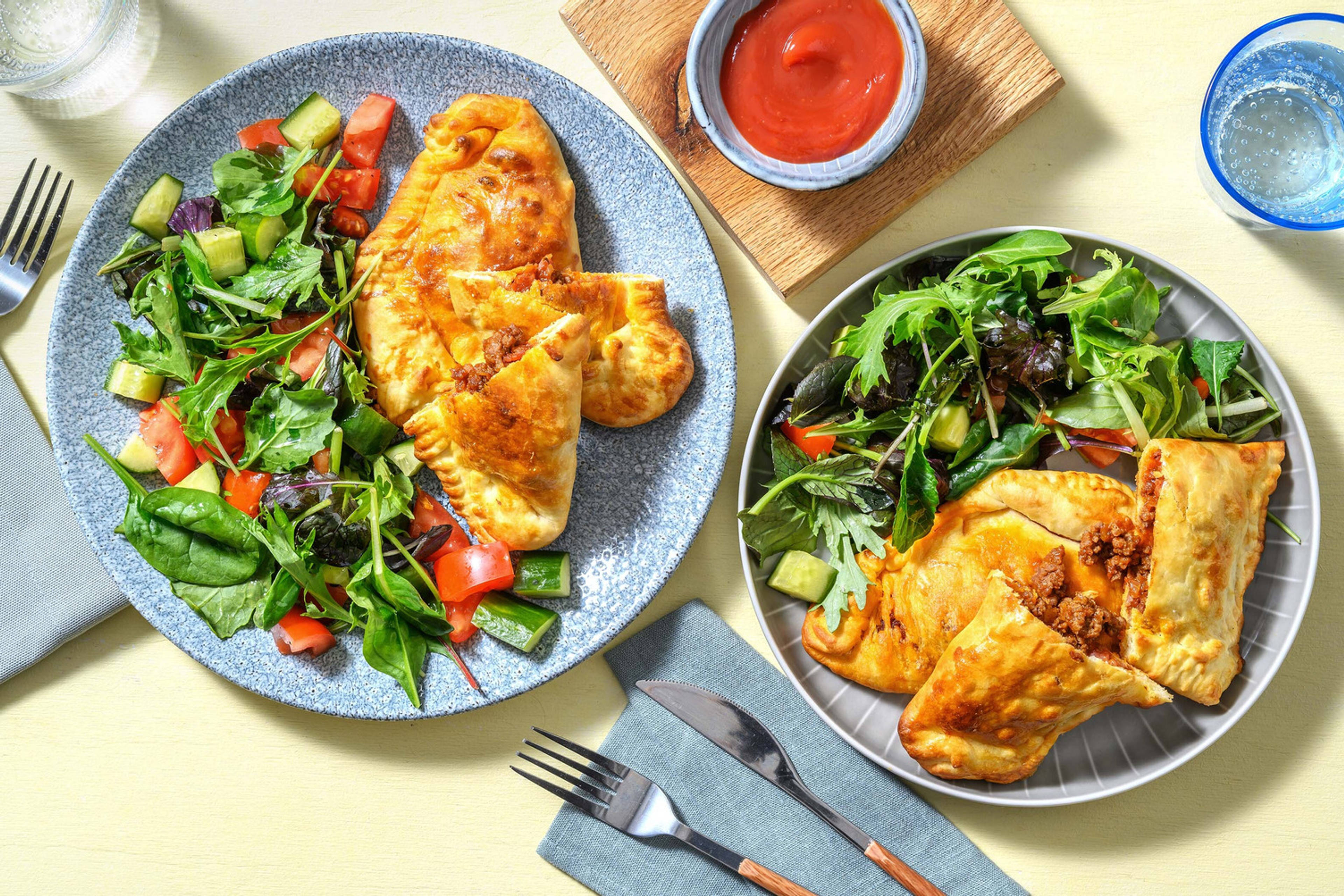 Beef & Paprika Pirogs
