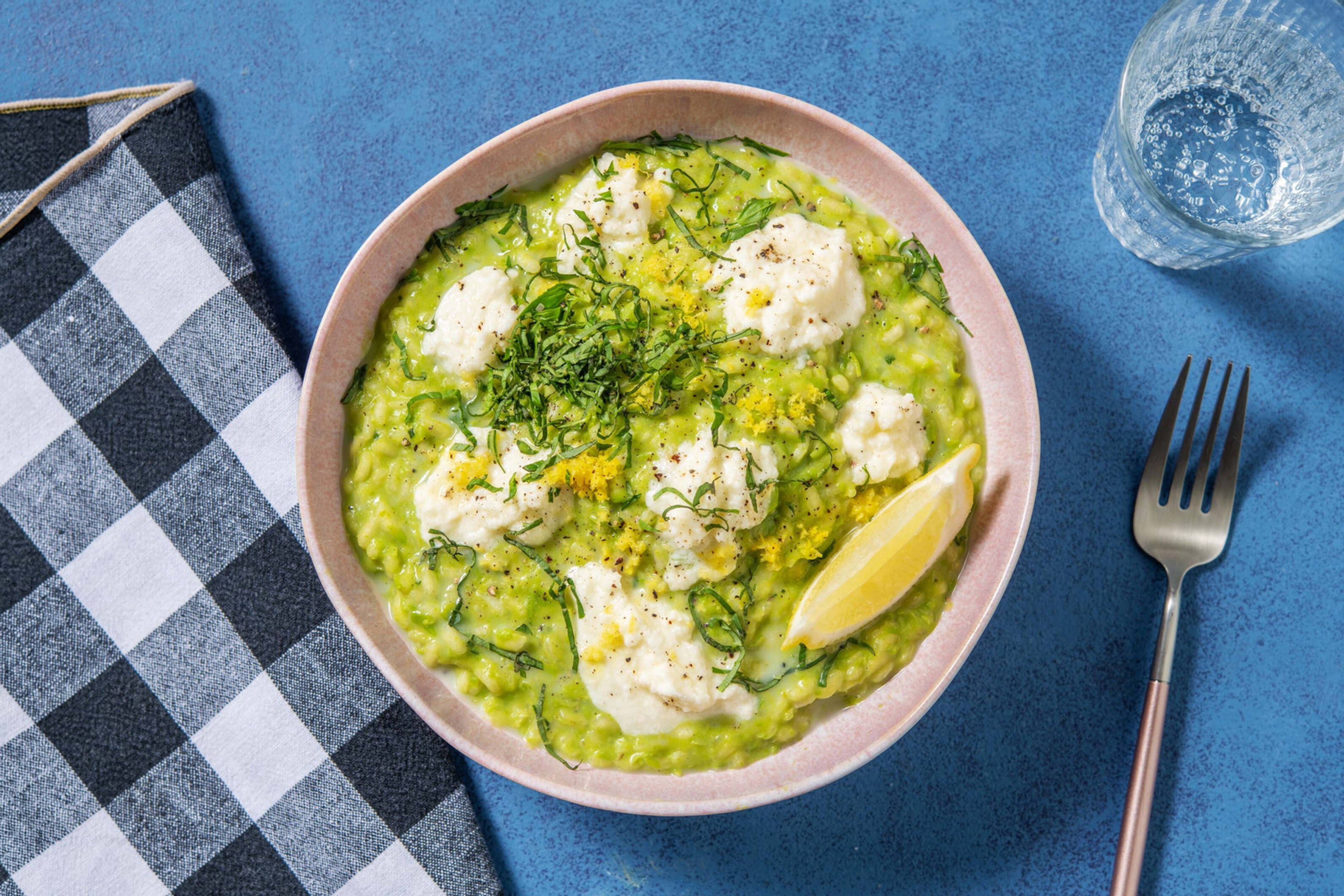 Risotto ai piselli, mazzancolle e bufala