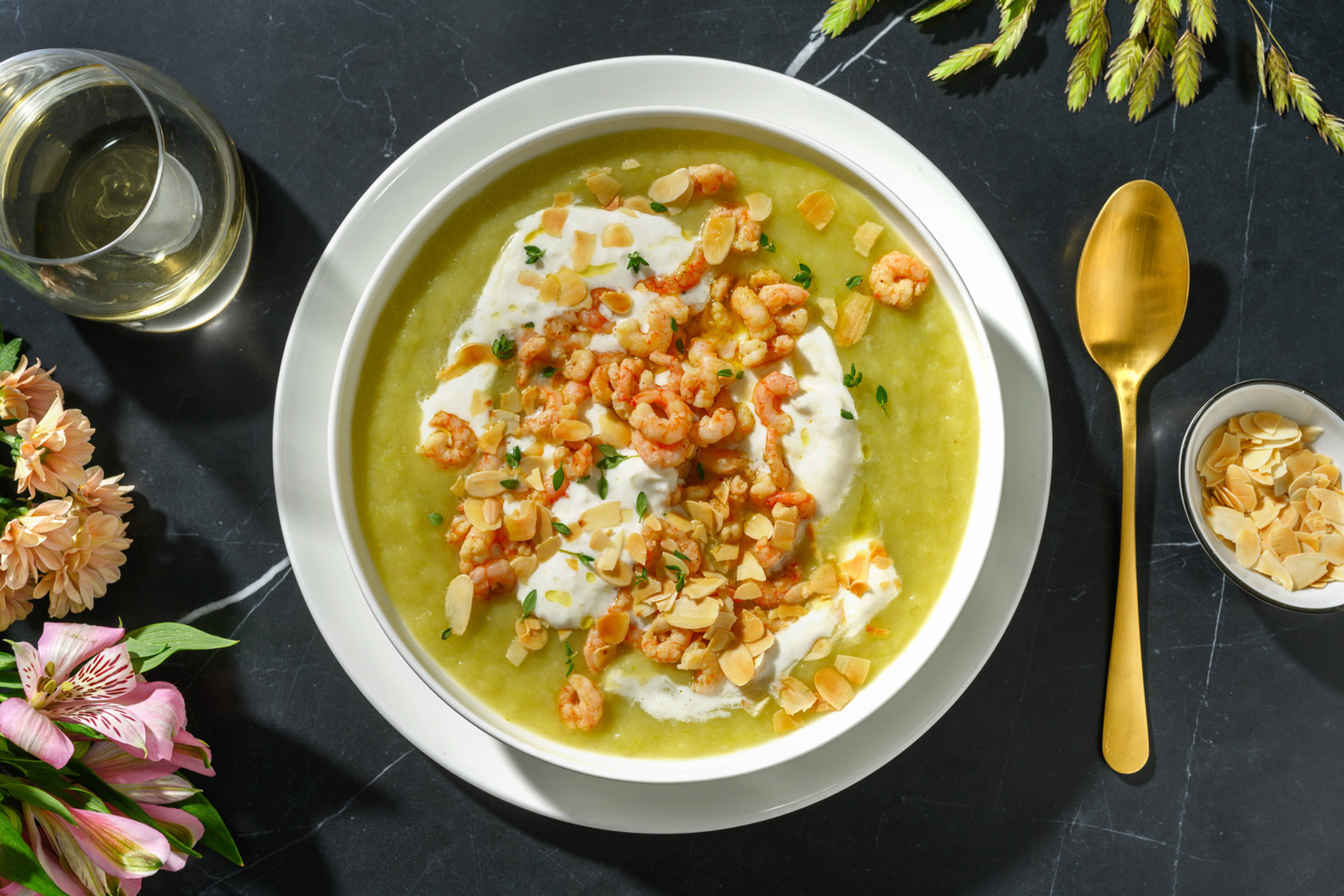 Mazzancolle e burrata su crema allo zafferano