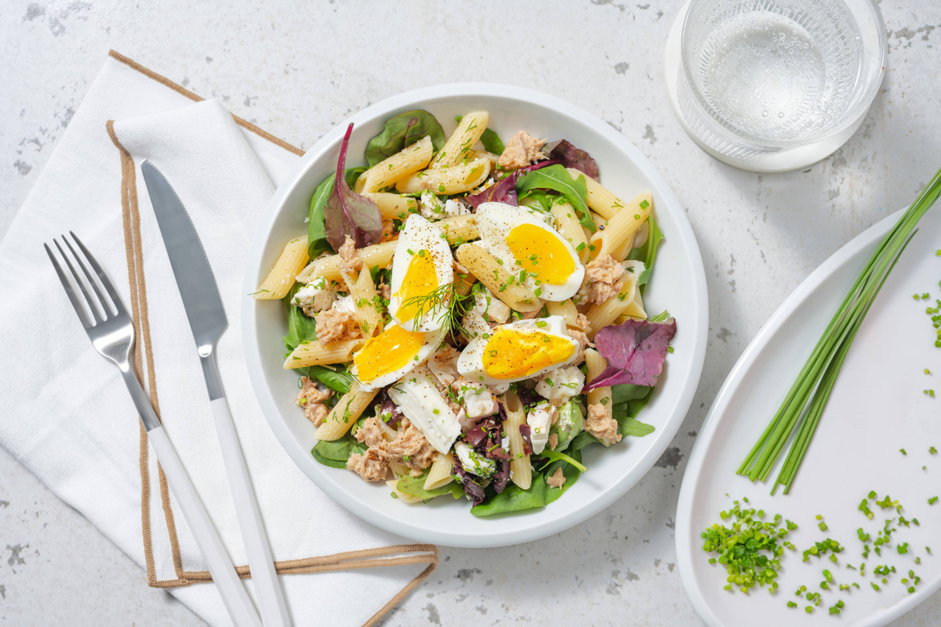 Salade de pâtes à la grecque au thon