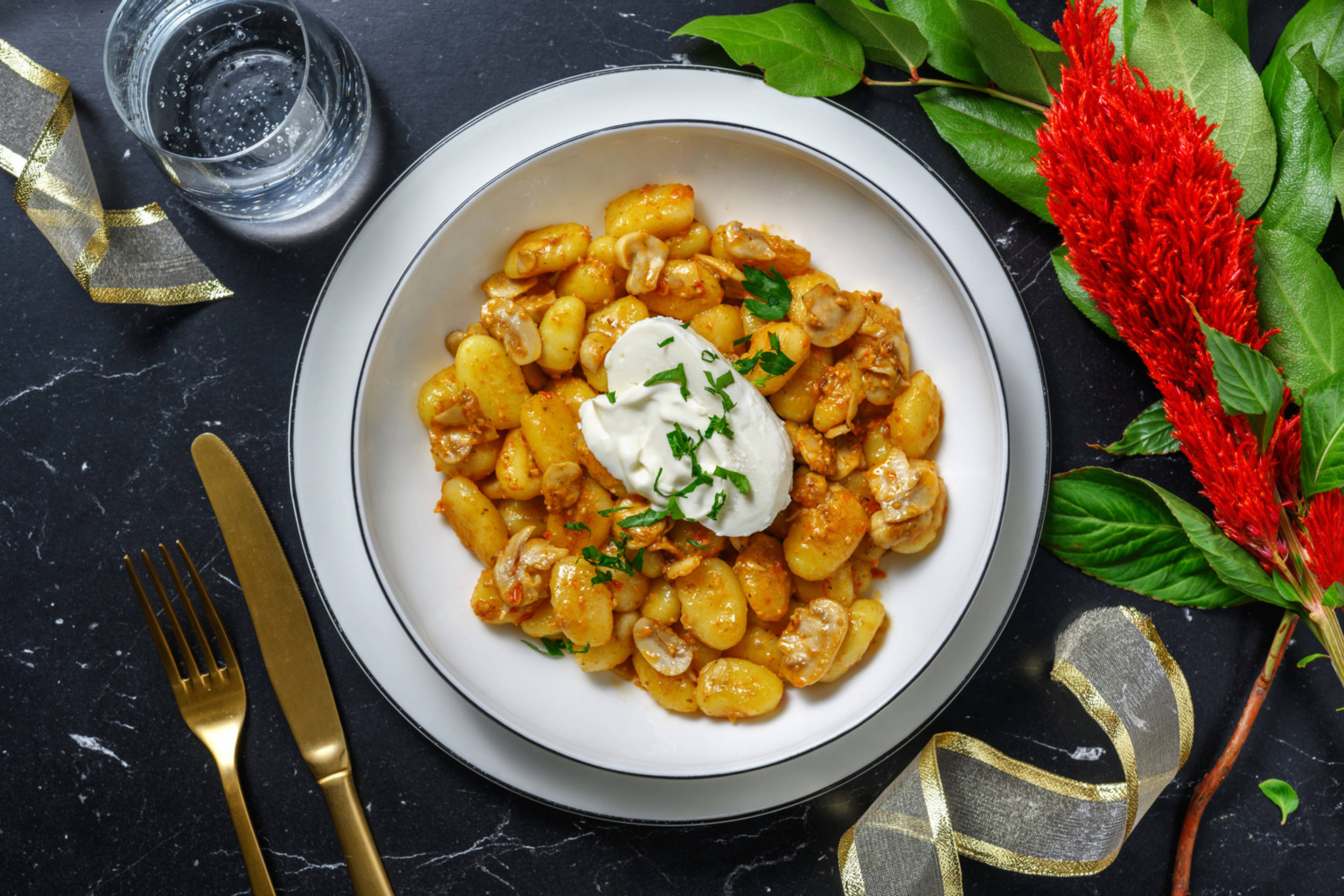 Gnocchi festivi al funghi & burrata