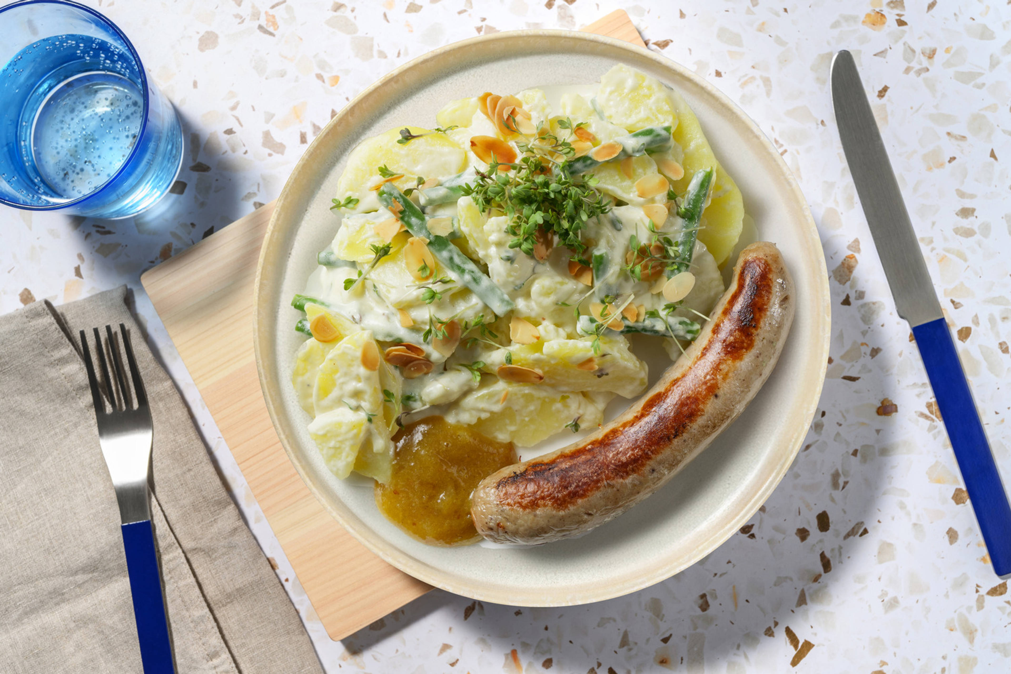 Thüringer mit schnellem Kartoffelsalat