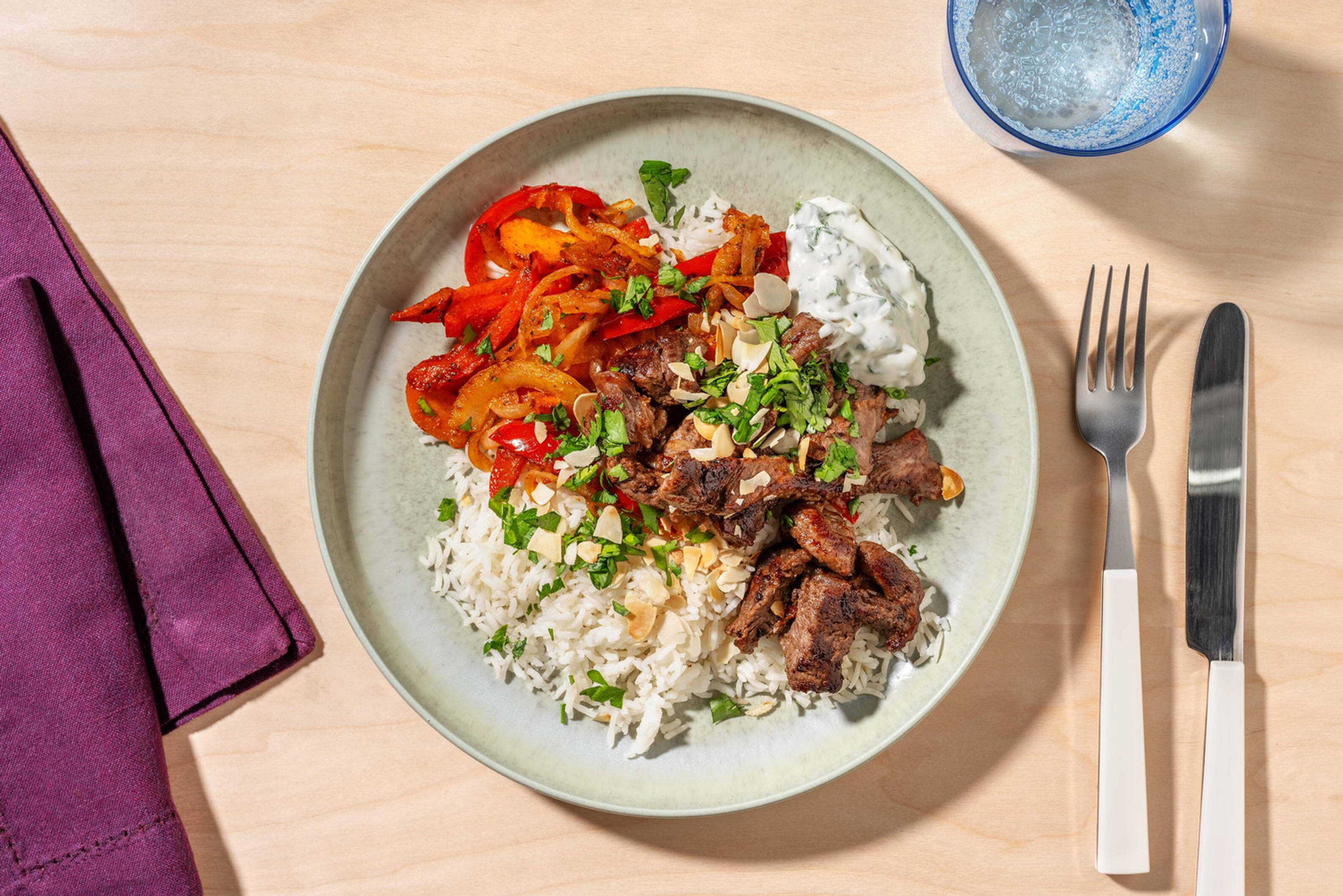 Steak Strips with Parsley Yogurt Sauce