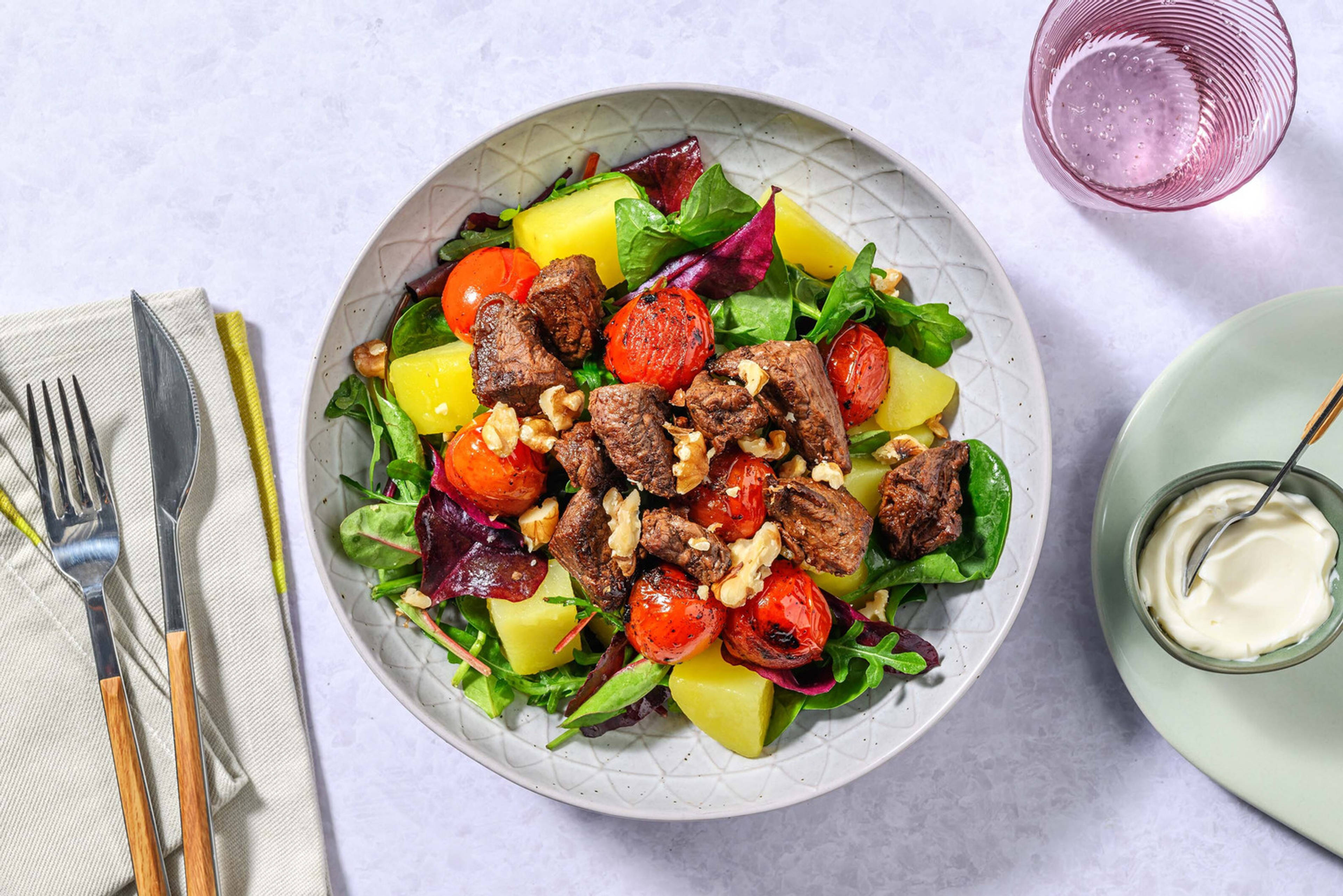 Insalata tiepida di vitello, patate e noci