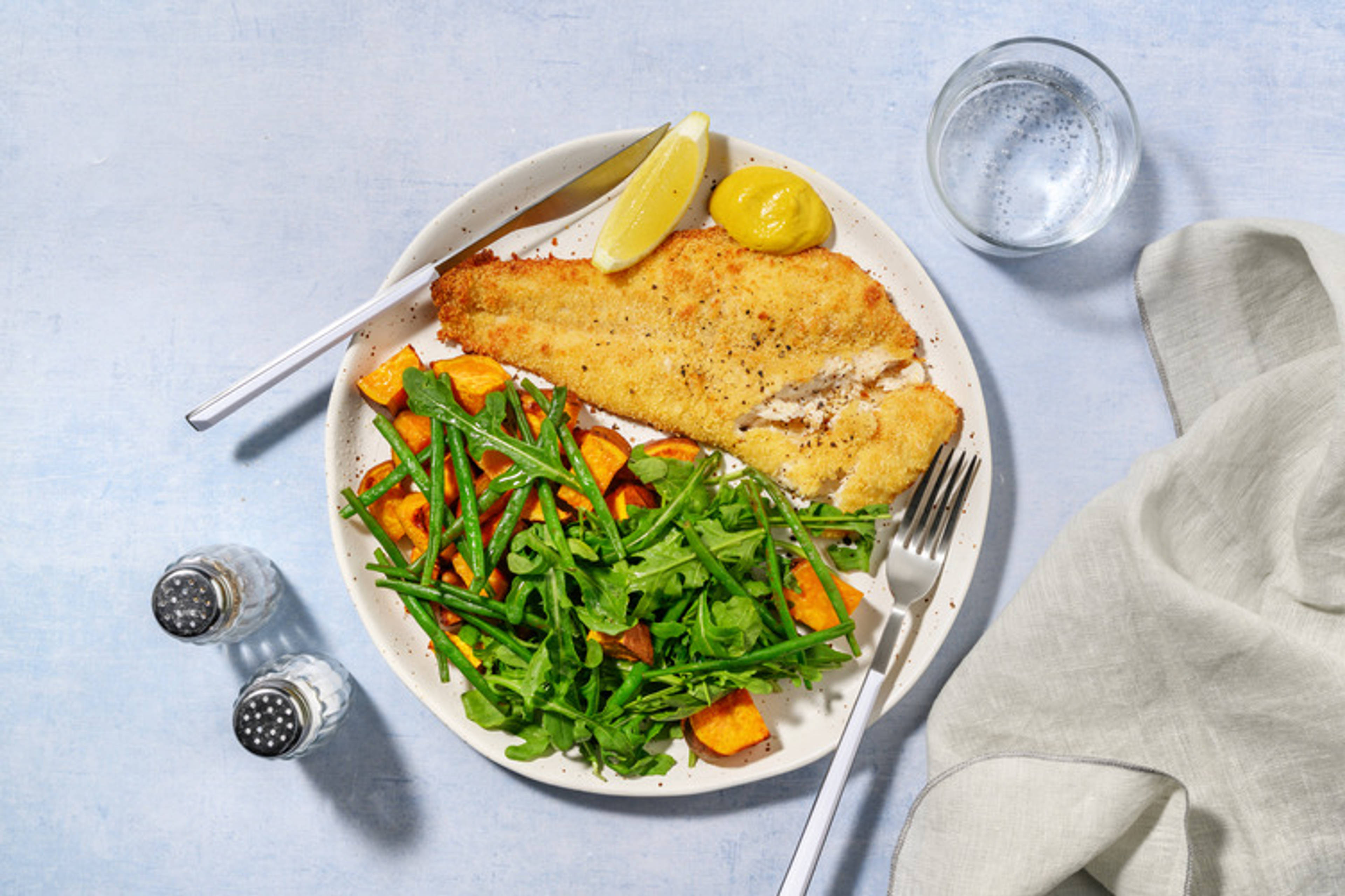 Crumbed Fish & Honey Mustard Sauce