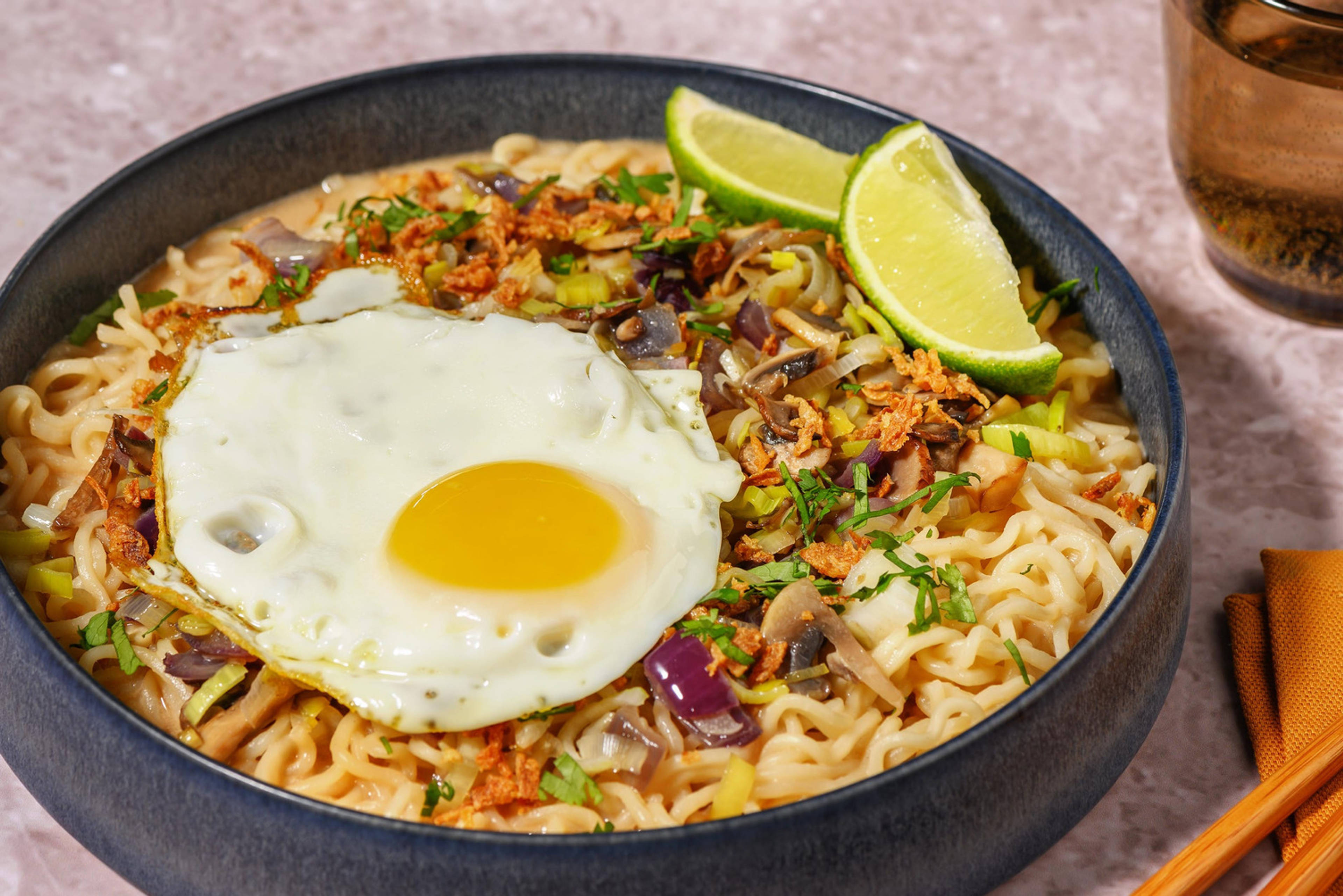 Sweet Sesame Noodles & Fried Egg