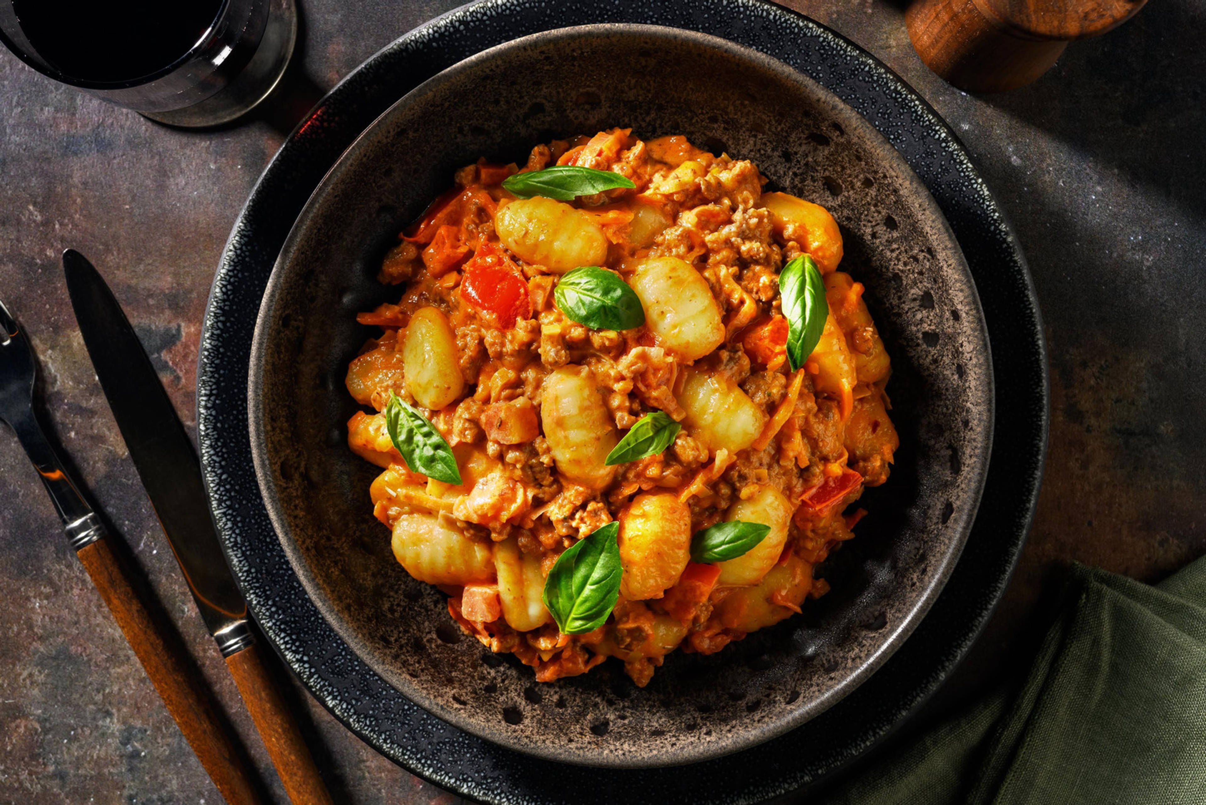 Gnocchi in cremiger Rindshackfleisch-Bolognese