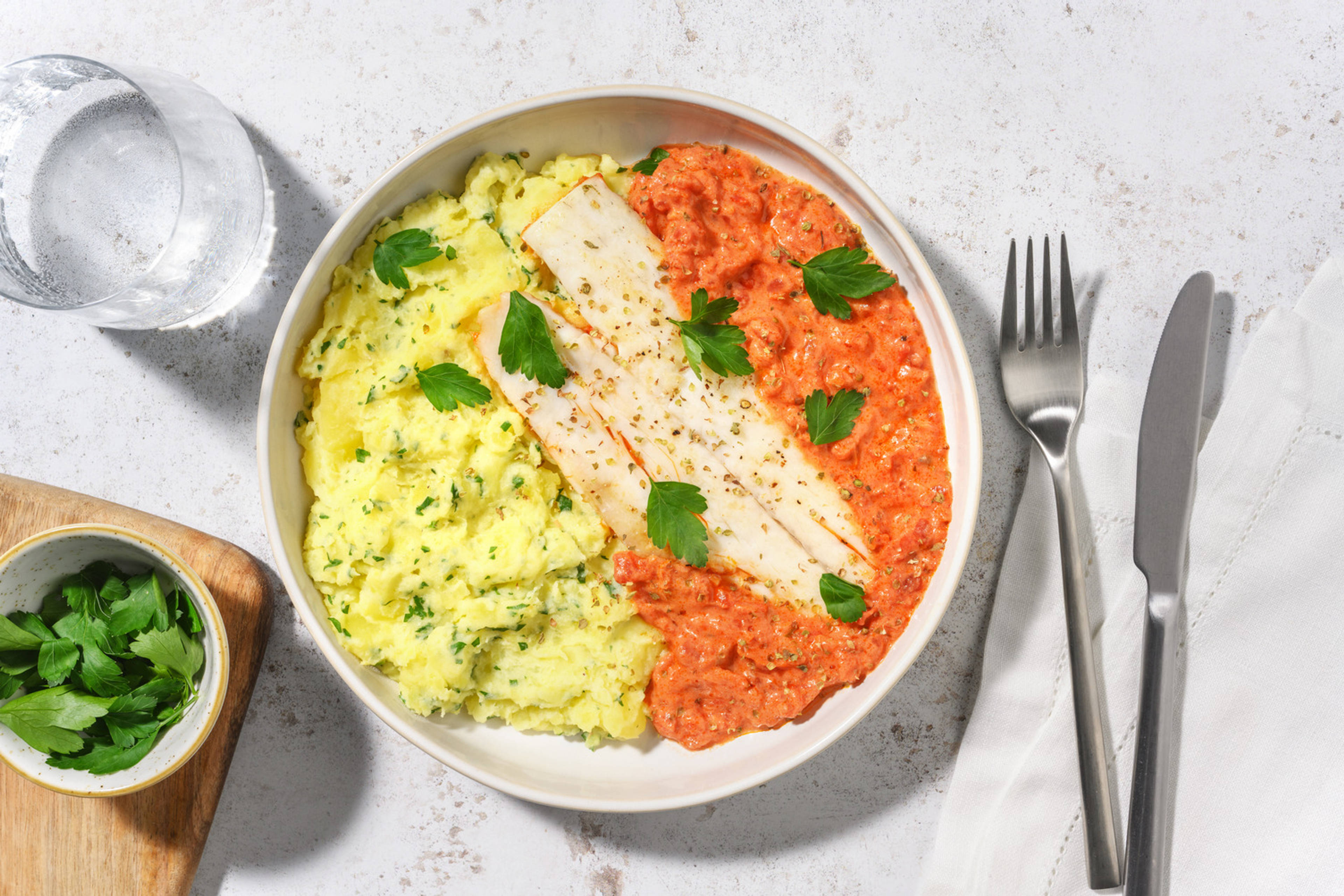 Lachsfilet in Tomaten-Creme